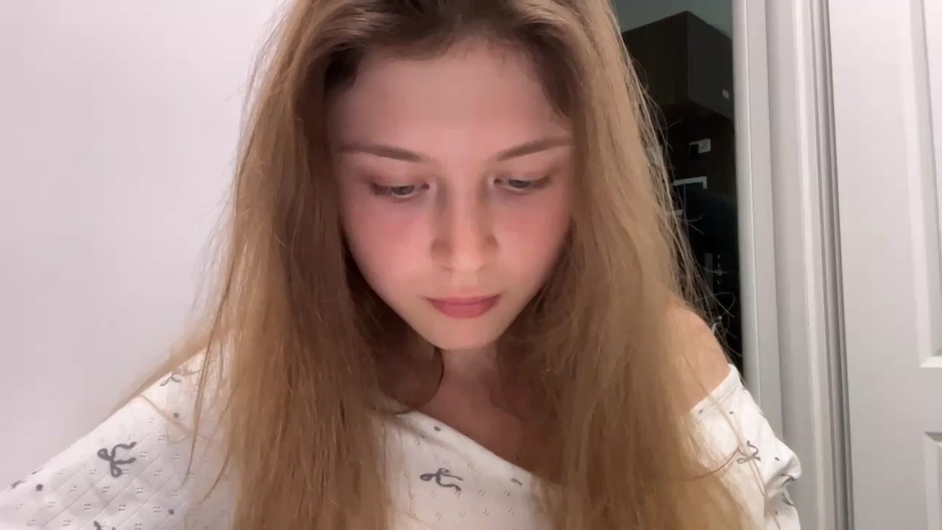 Gallery image thumbnail from Coconut_dream's myfreecams stream on, 08/07/2024, 10:05 image 12 of 20