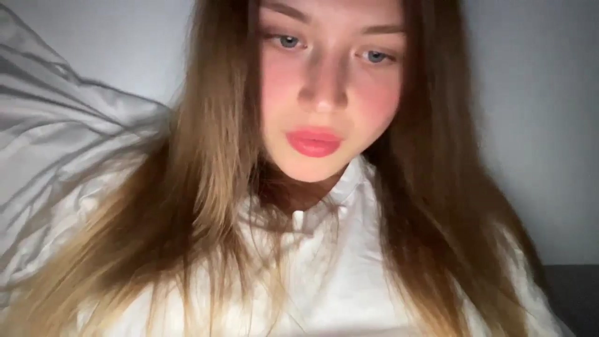 Gallery image thumbnail from Coconut_dream's myfreecams stream on, 08/07/2024, 20:26 image 6 of 20