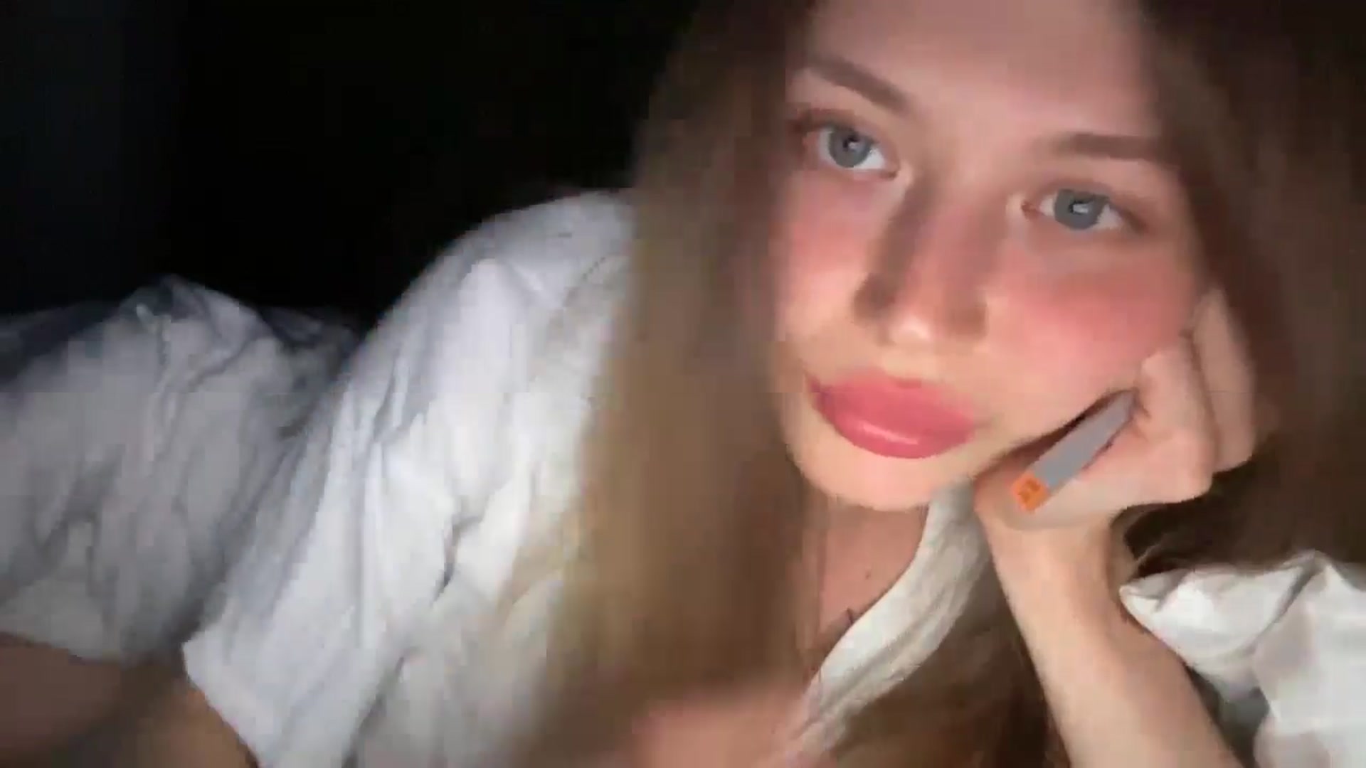 Gallery image thumbnail from Coconut_dream's myfreecams stream on, 08/07/2024, 20:52 image 11 of 20