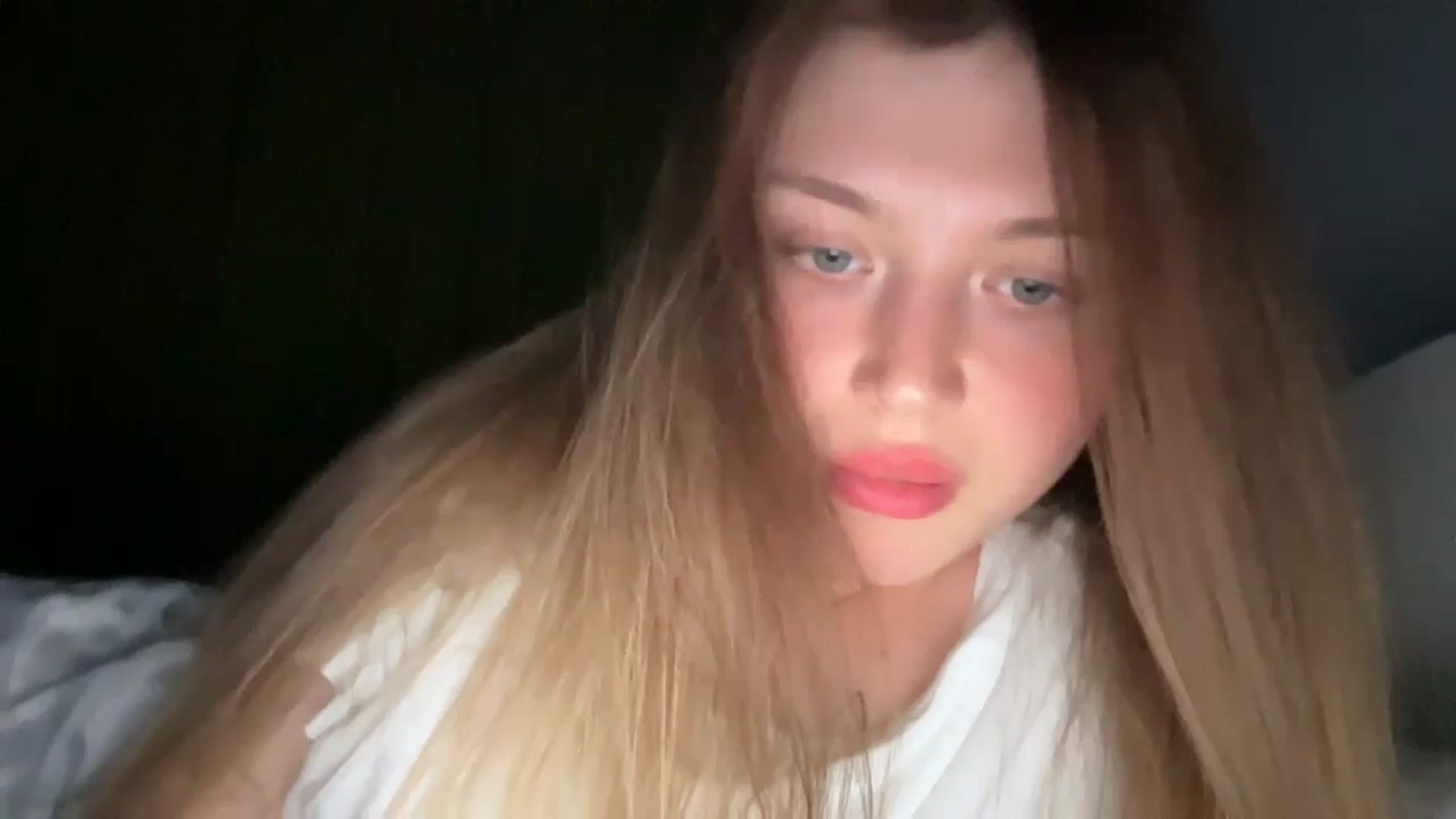 Gallery image thumbnail from Coconut_dream's myfreecams stream on, 08/07/2024, 20:52 image 7 of 20
