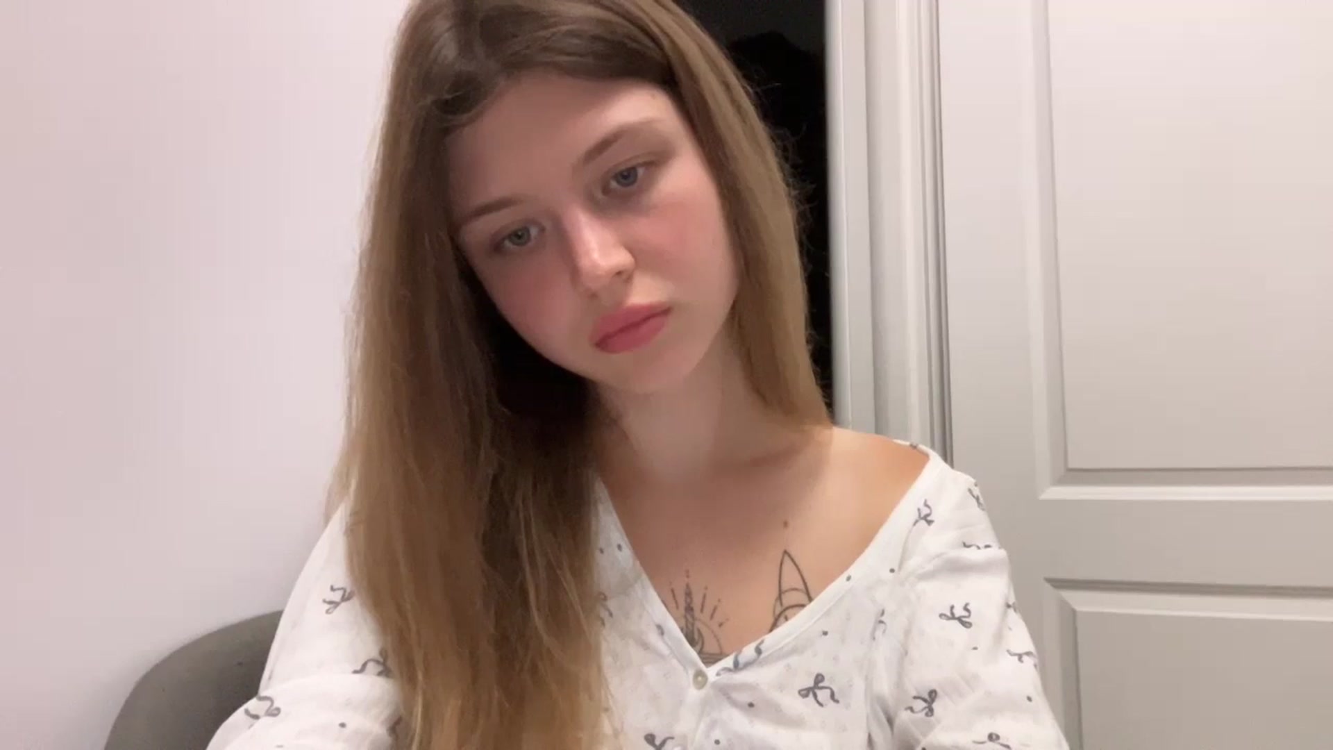 Gallery image thumbnail from Coconut_dream's myfreecams stream on, 08/09/2024, 21:13 image 5 of 20