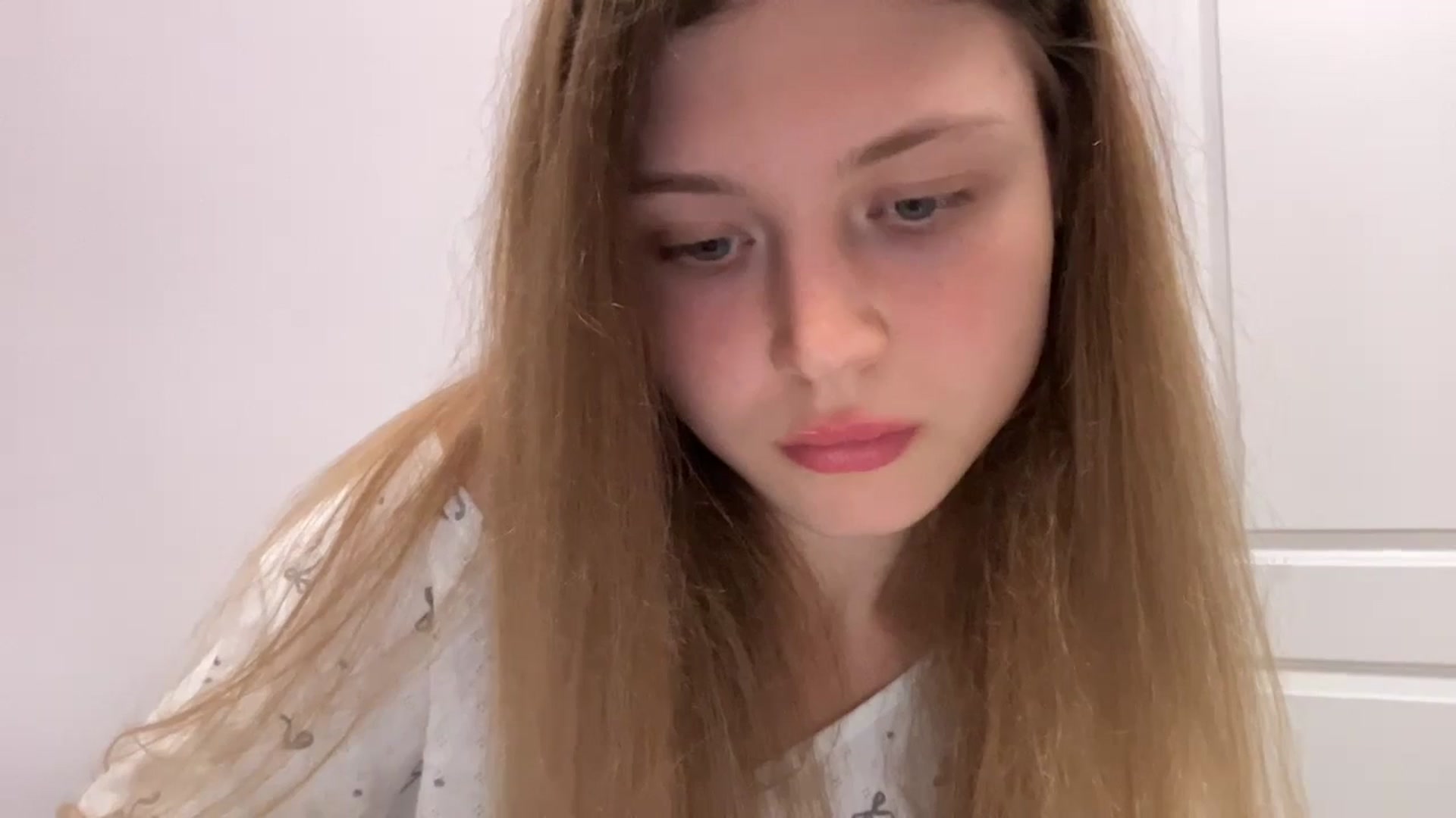 Gallery image thumbnail from Coconut_dream's myfreecams stream on, 08/09/2024, 21:13 image 18 of 20