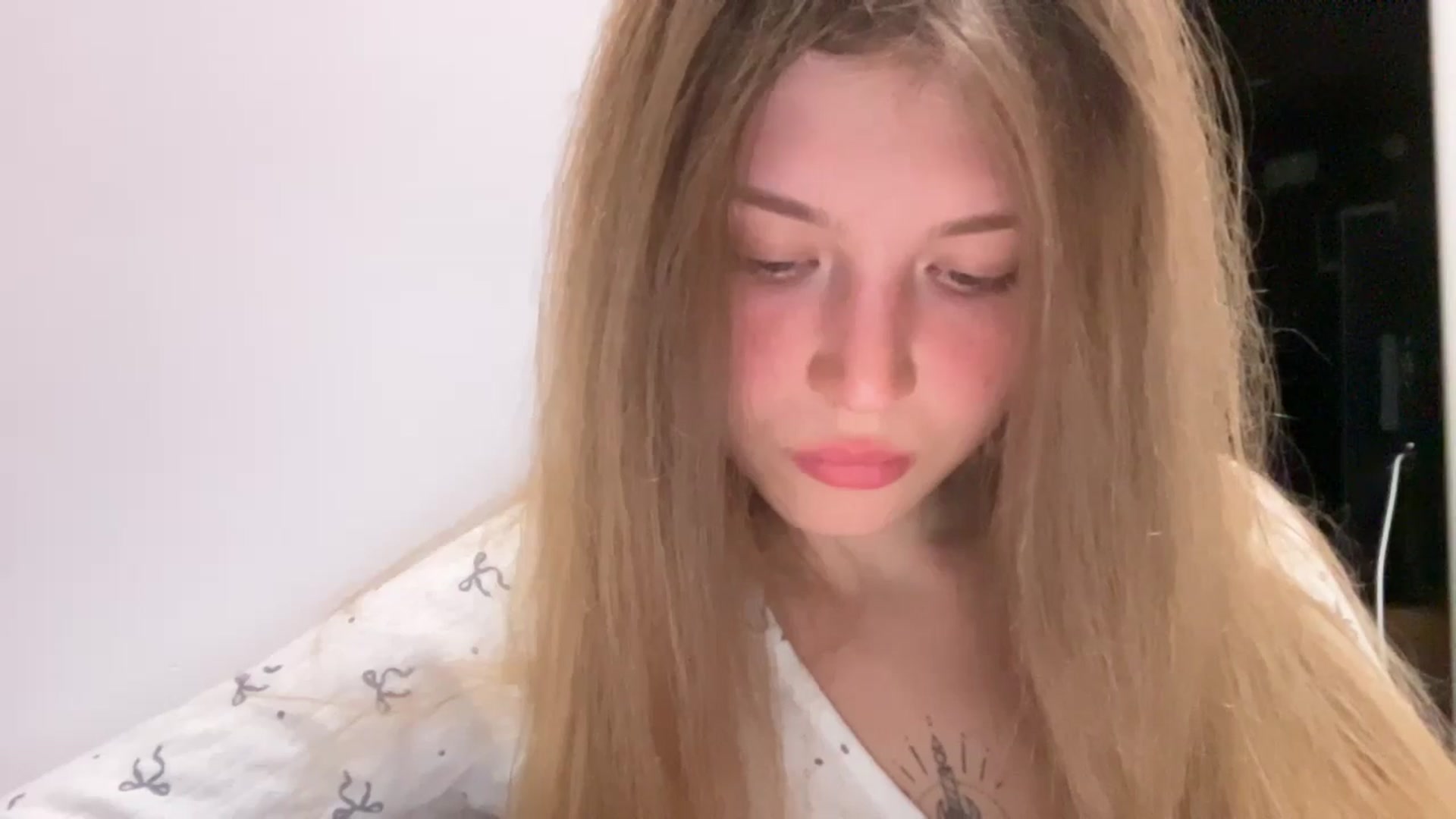 Gallery image thumbnail from Coconut_dream's myfreecams stream on, 08/09/2024, 21:13 image 2 of 20