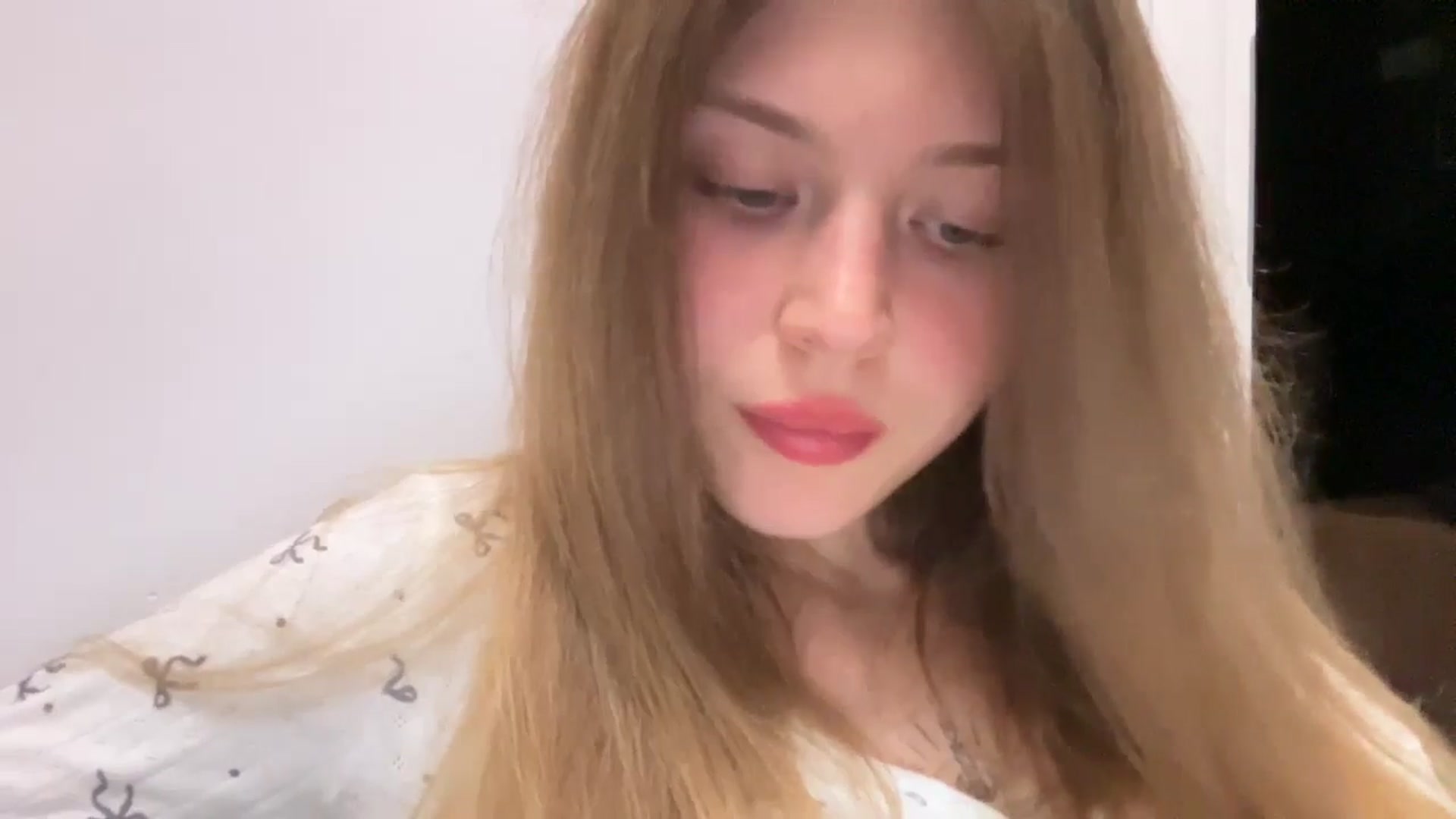 Gallery image thumbnail from Coconut_dream's myfreecams stream on, 08/09/2024, 21:13 image 3 of 20
