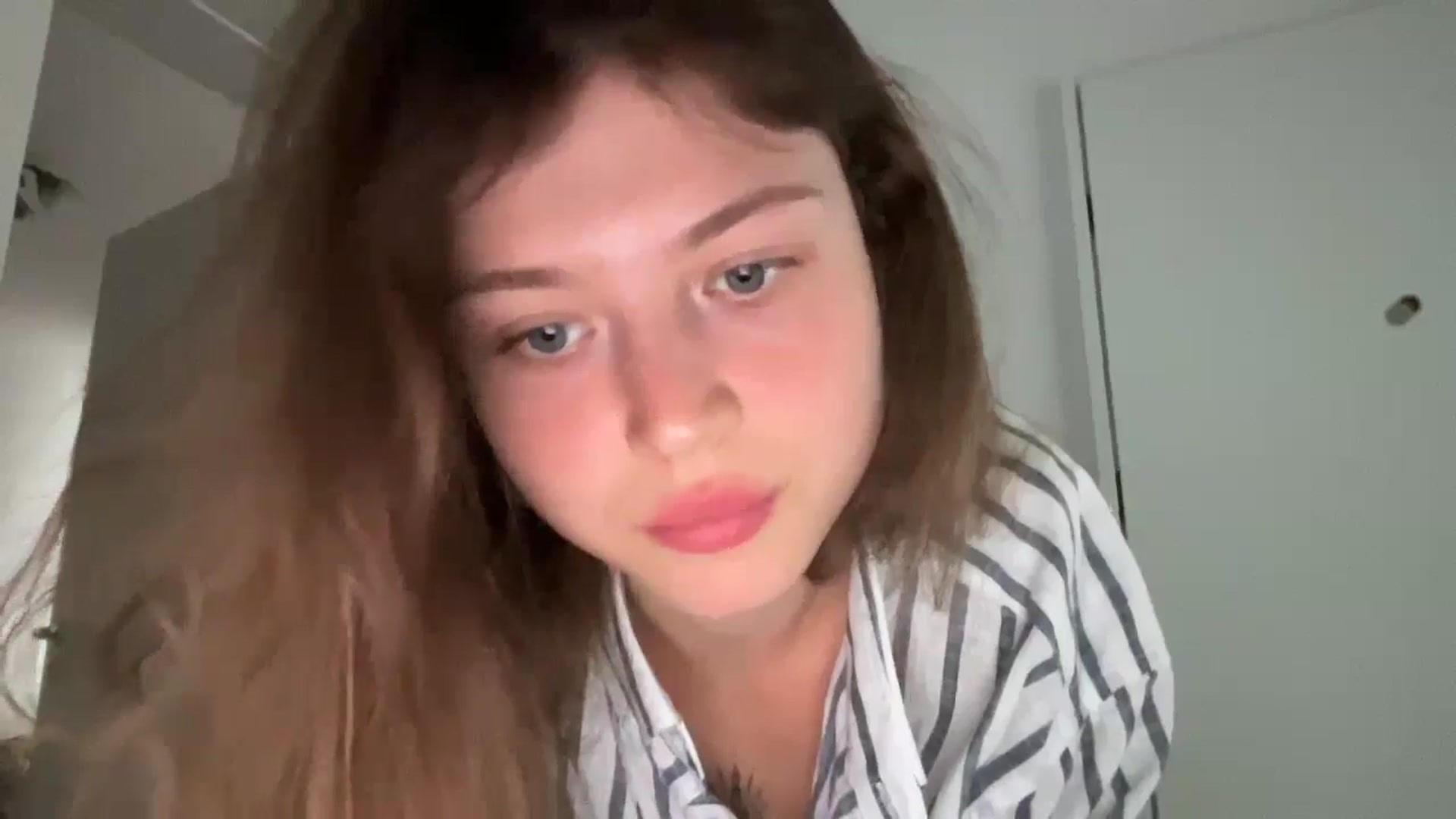 Gallery image thumbnail from Coconut_dream's myfreecams stream on, 08/11/2024, 07:21 image 16 of 20