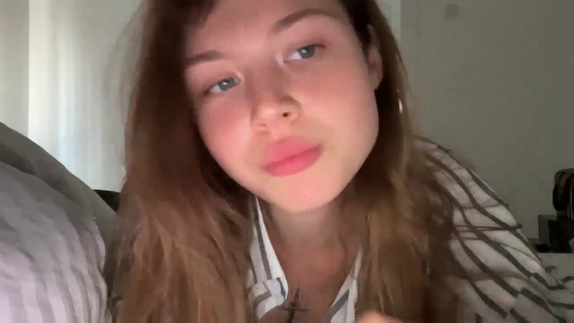 Gallery image thumbnail from Coconut_dream's myfreecams stream on, 08/11/2024, 09:25 image 6 of 20