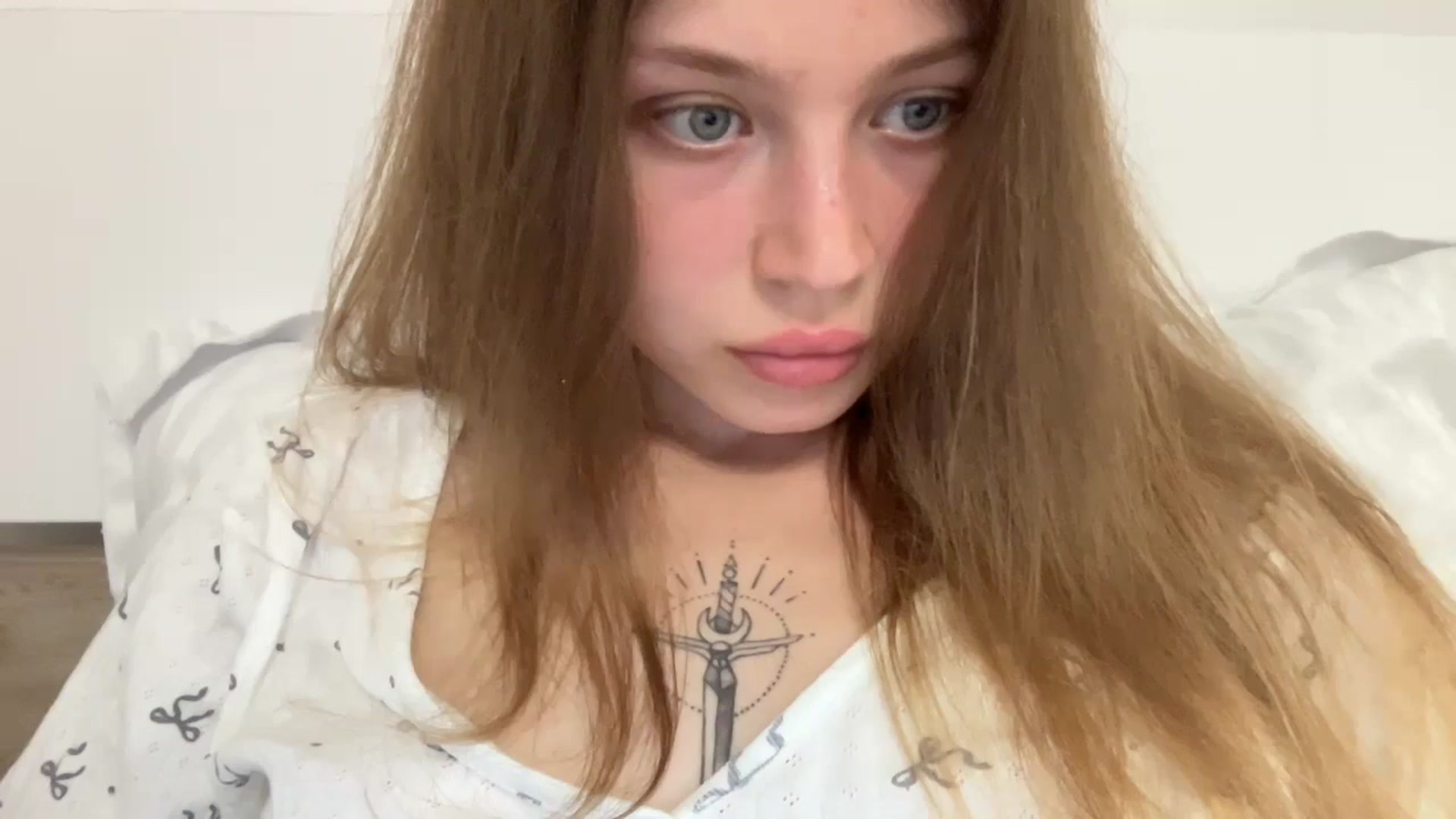 Gallery image thumbnail from Coconut_dream's myfreecams stream on, 08/12/2024, 18:40 image 2 of 20