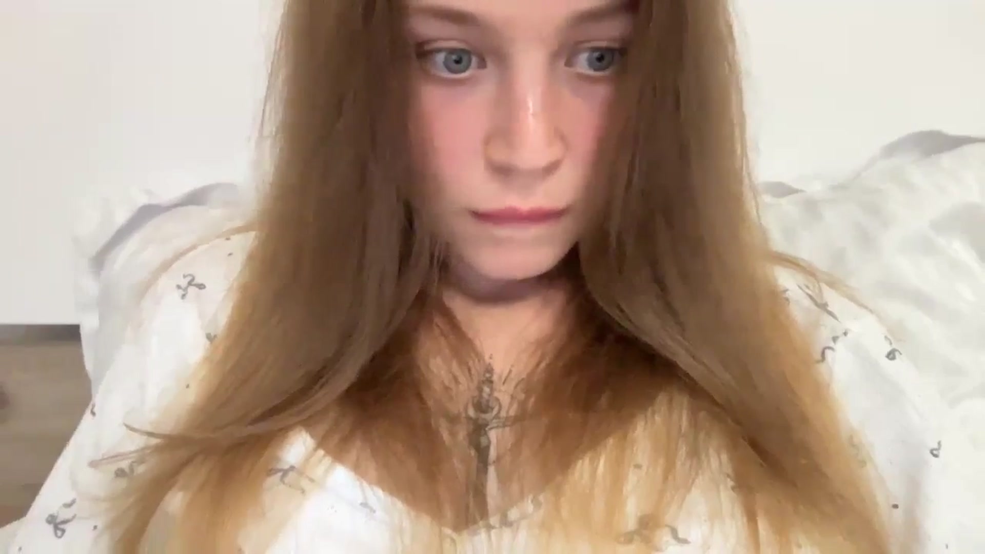Gallery image thumbnail from Coconut_dream's myfreecams stream on, 08/12/2024, 18:40 image 18 of 20