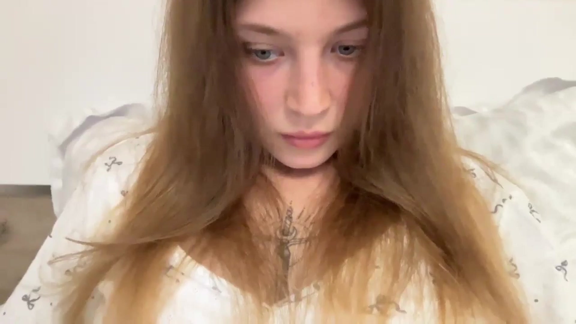Gallery image thumbnail from Coconut_dream's myfreecams stream on, 08/12/2024, 18:40 image 16 of 20