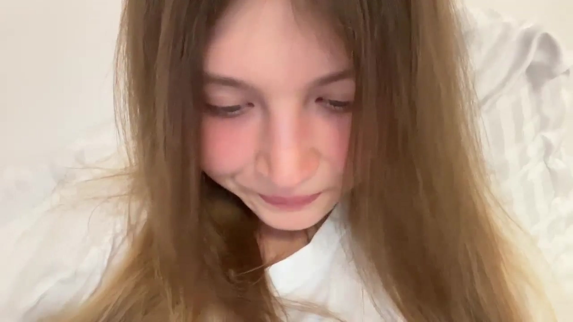 Gallery image thumbnail from Coconut_dream's myfreecams stream on, 08/14/2024, 18:56 image 13 of 20