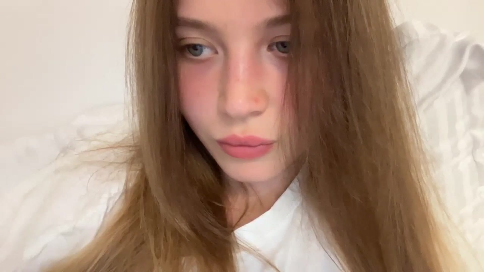 Gallery image thumbnail from Coconut_dream's myfreecams stream on, 08/14/2024, 18:56 image 10 of 20