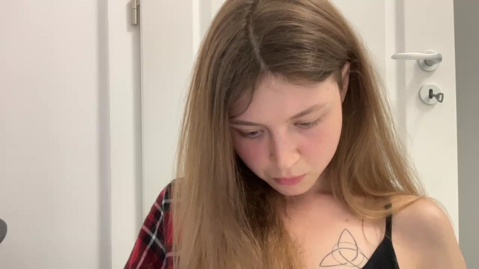 Gallery image thumbnail from Coconut_dream's myfreecams stream on, 08/17/2024, 17:39 image 9 of 20