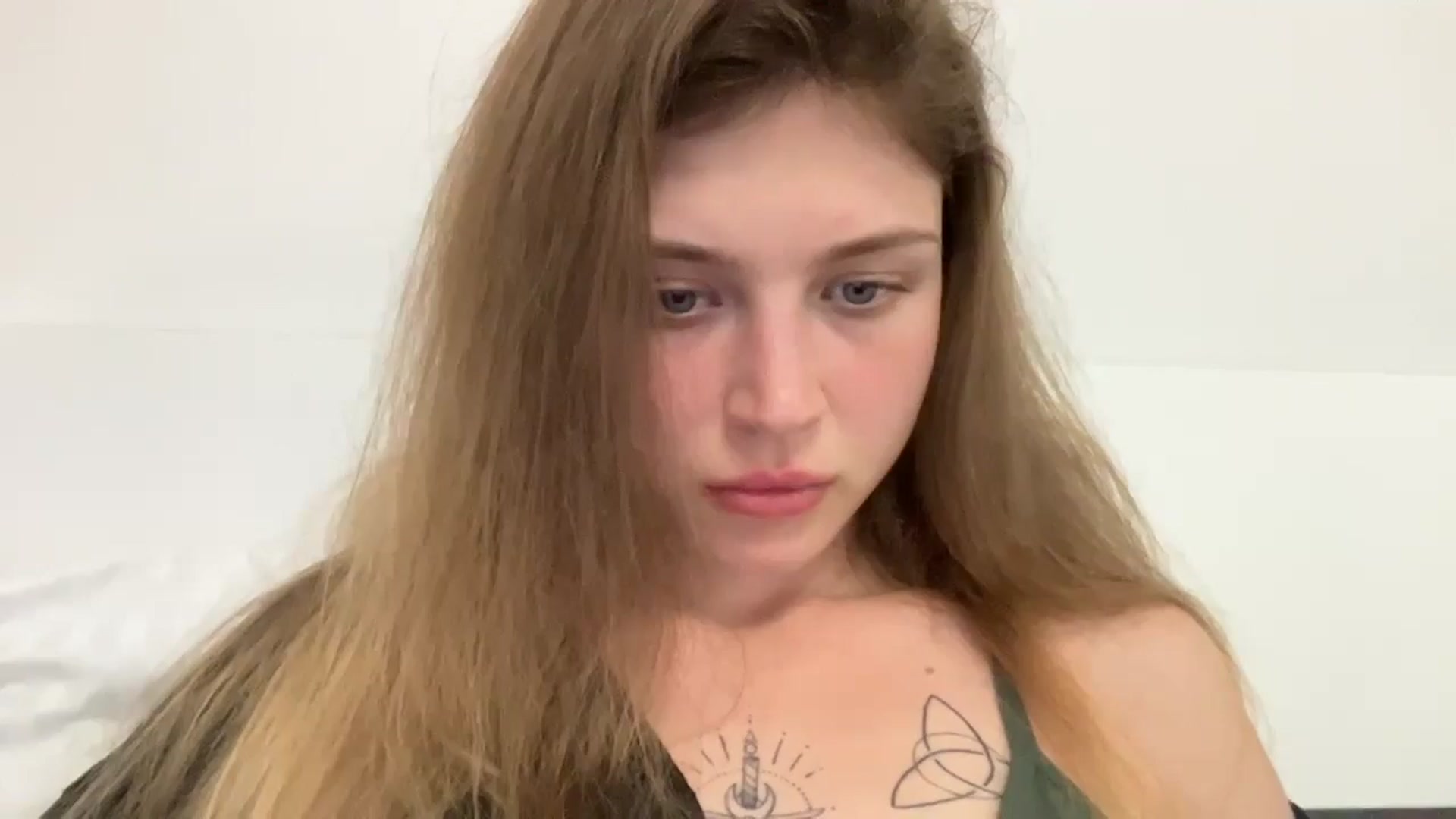 Gallery image thumbnail from Coconut_dream's myfreecams stream on, 08/21/2024, 18:32 image 1 of 20