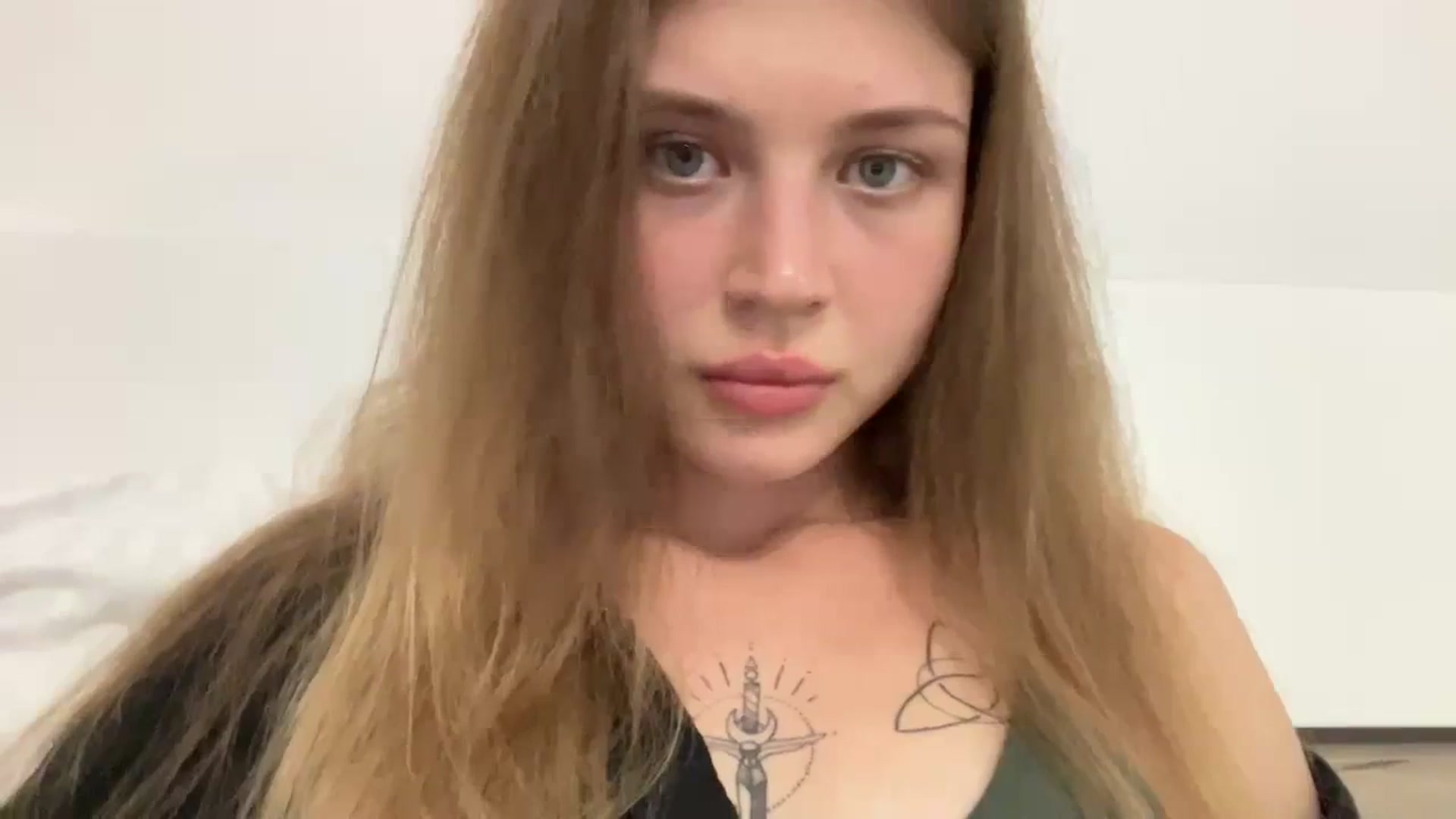 Gallery image thumbnail from Coconut_dream's myfreecams stream on, 08/21/2024, 18:32 image 3 of 20