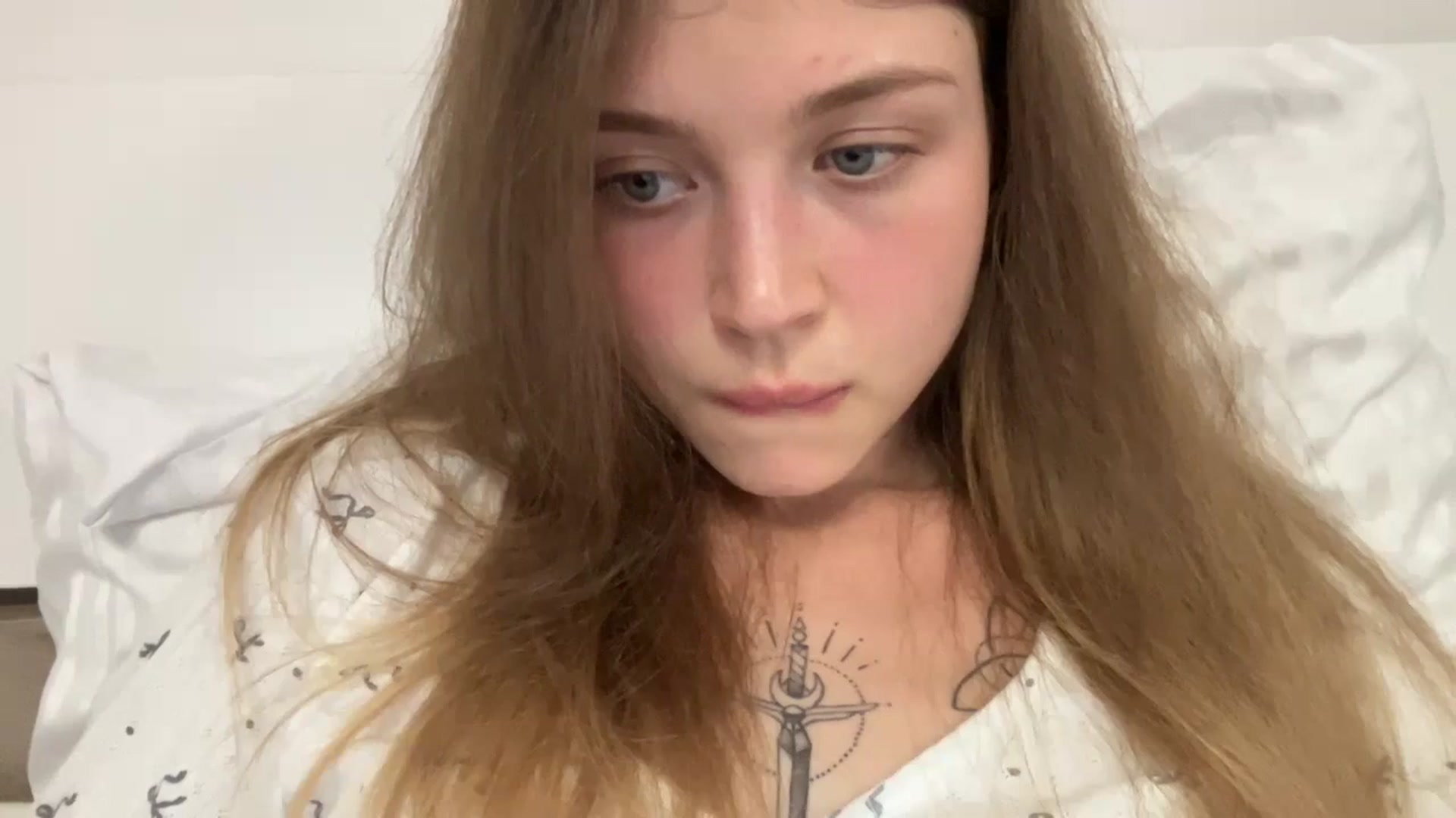 Gallery image thumbnail from Coconut_dream's myfreecams stream on, 08/22/2024, 20:38 image 11 of 20
