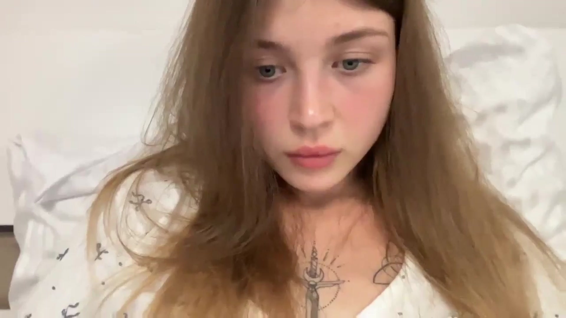 Gallery image thumbnail from Coconut_dream's myfreecams stream on, 08/22/2024, 20:38 image 14 of 20