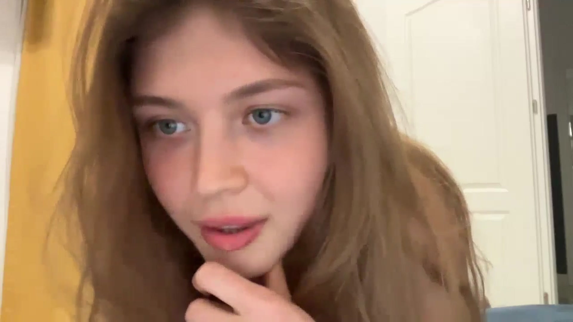 Gallery image thumbnail from Coconut_dream's myfreecams stream on, 08/23/2024, 17:53 image 20 of 20