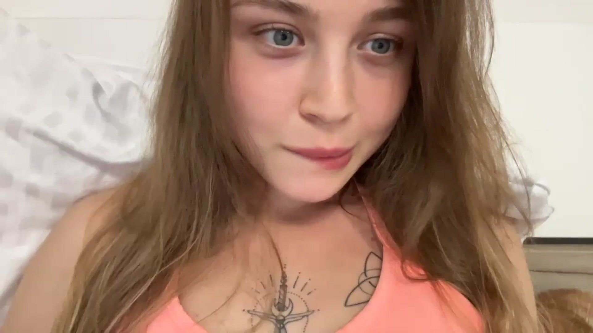 Gallery image thumbnail from Coconut_dream's myfreecams stream on, 08/23/2024, 19:35 image 10 of 20