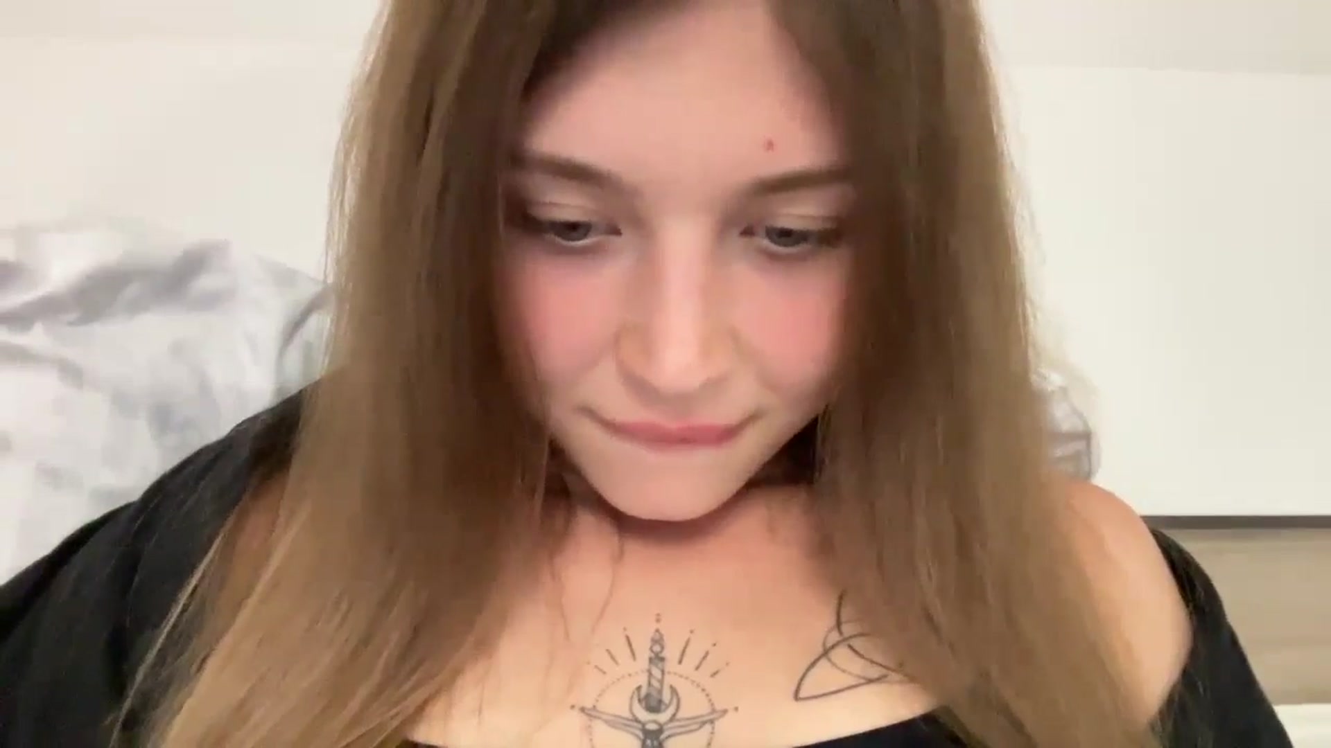 Gallery image thumbnail from Coconut_dream's myfreecams stream on, 08/24/2024, 19:20 image 19 of 20