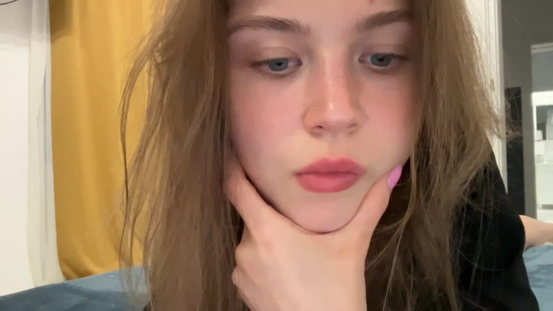 Gallery image thumbnail from Coconut_dream's myfreecams stream on, 08/25/2024, 17:16 image 6 of 20
