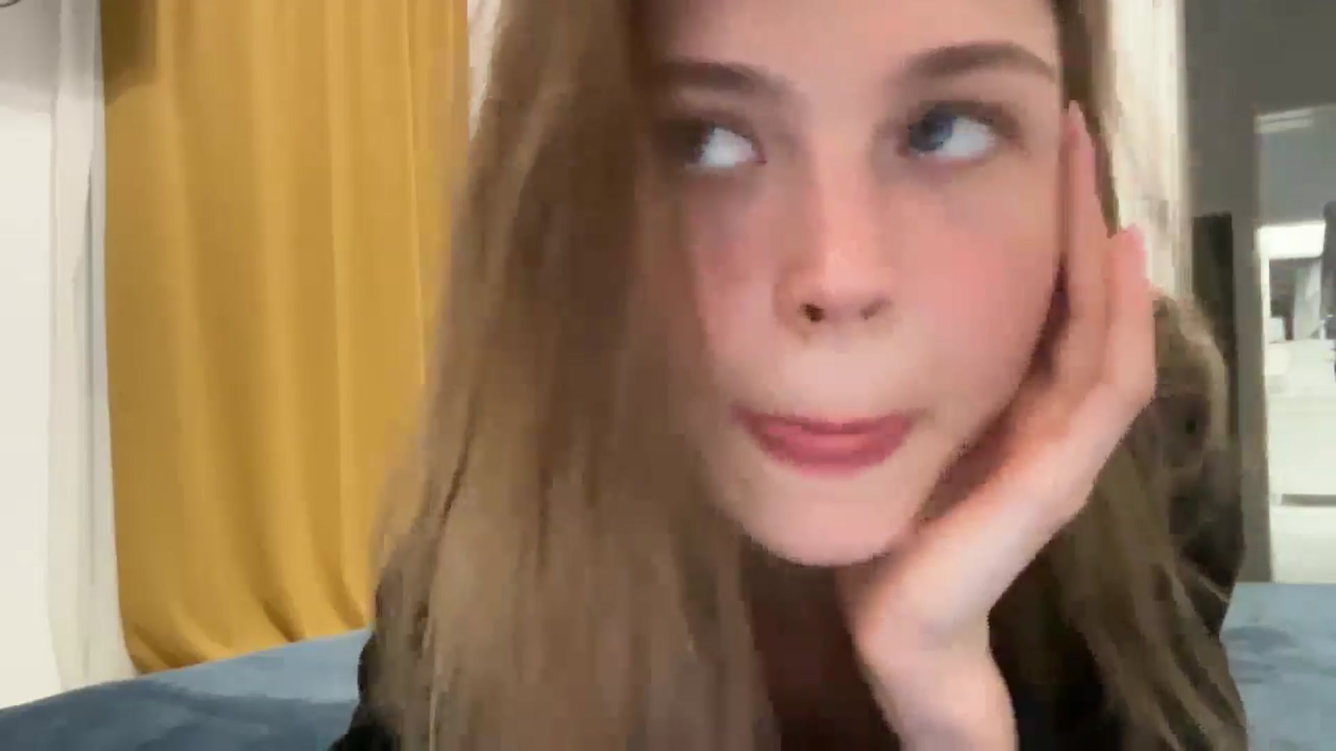 Gallery image thumbnail from Coconut_dream's myfreecams stream on, 08/25/2024, 17:16 image 15 of 20