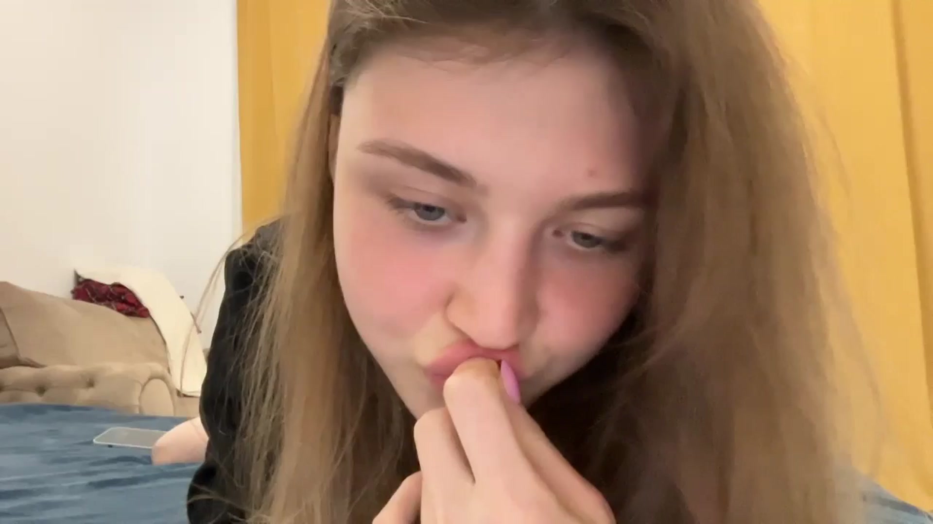 Gallery image thumbnail from Coconut_dream's myfreecams stream on, 08/25/2024, 19:34 image 1 of 20