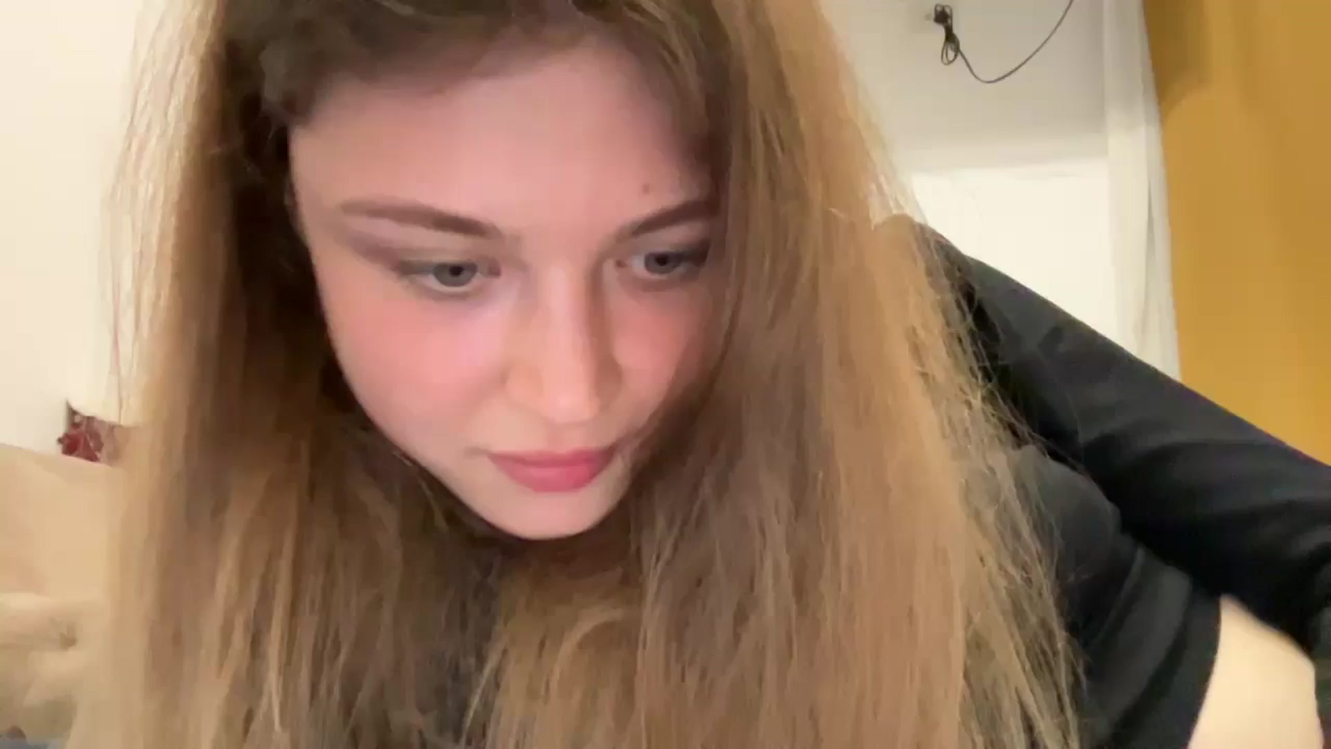 Gallery image thumbnail from Coconut_dream's myfreecams stream on, 08/25/2024, 19:34 image 20 of 20