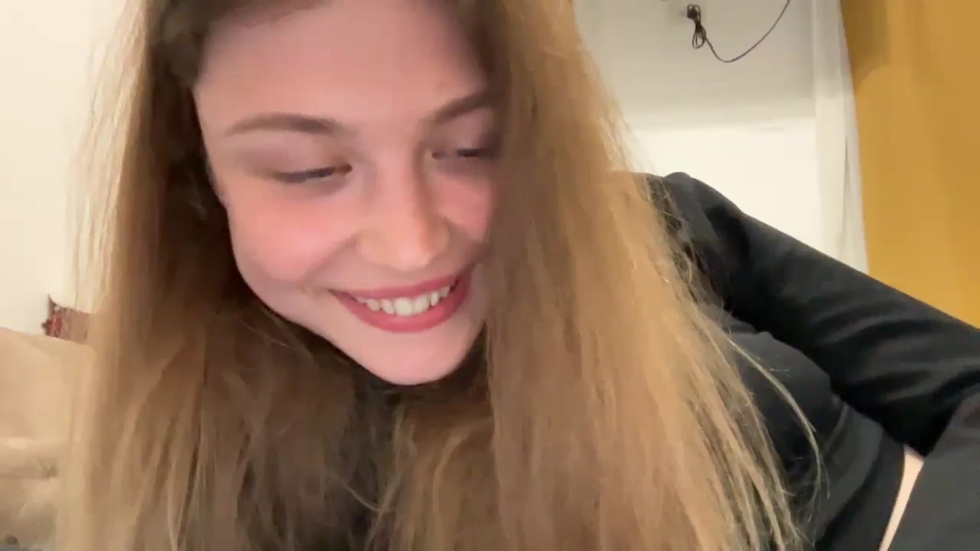 Gallery image thumbnail from Coconut_dream's myfreecams stream on, 08/25/2024, 19:34 image 18 of 20