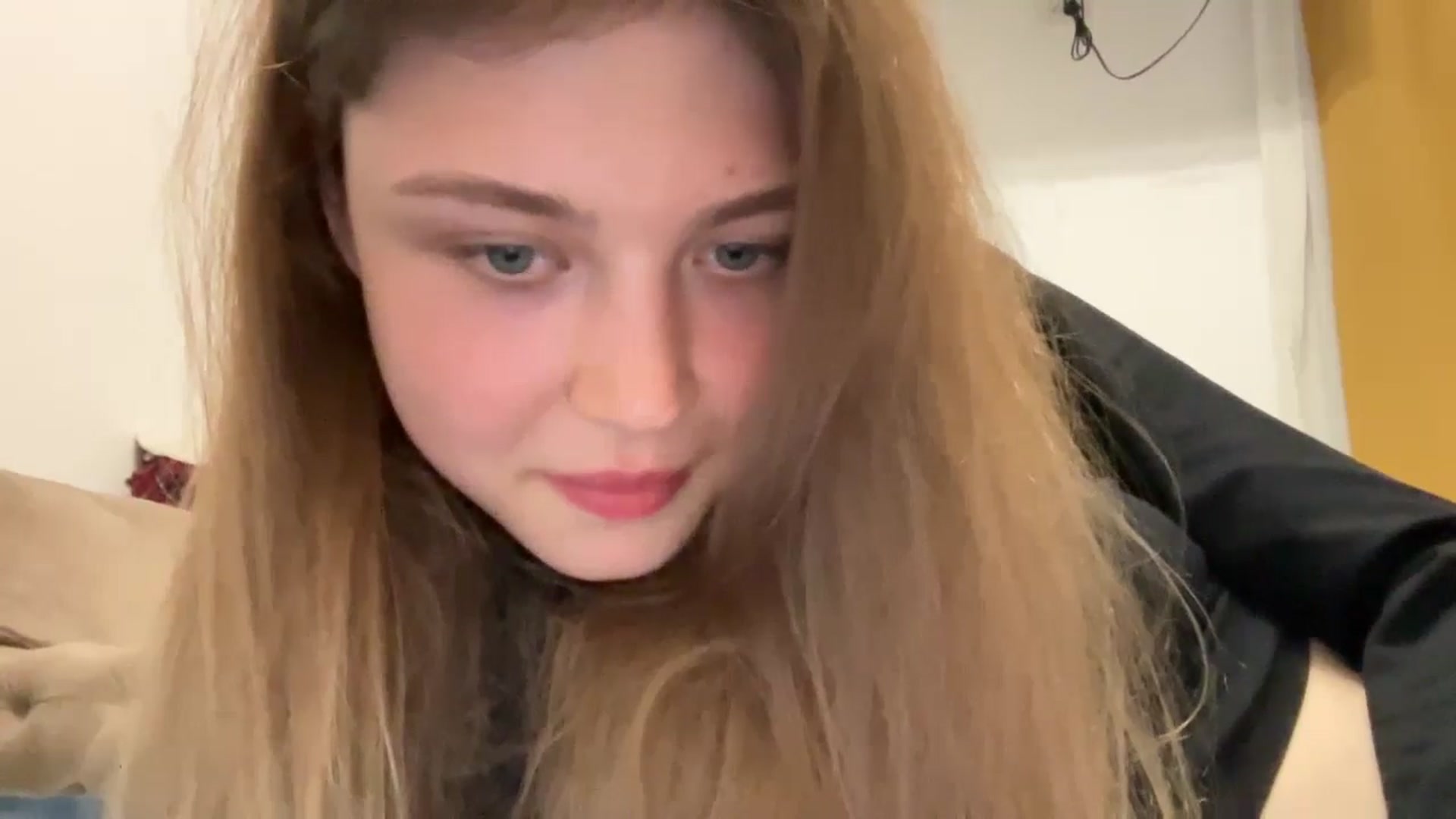 Gallery image thumbnail from Coconut_dream's myfreecams stream on, 08/25/2024, 19:34 image 17 of 20