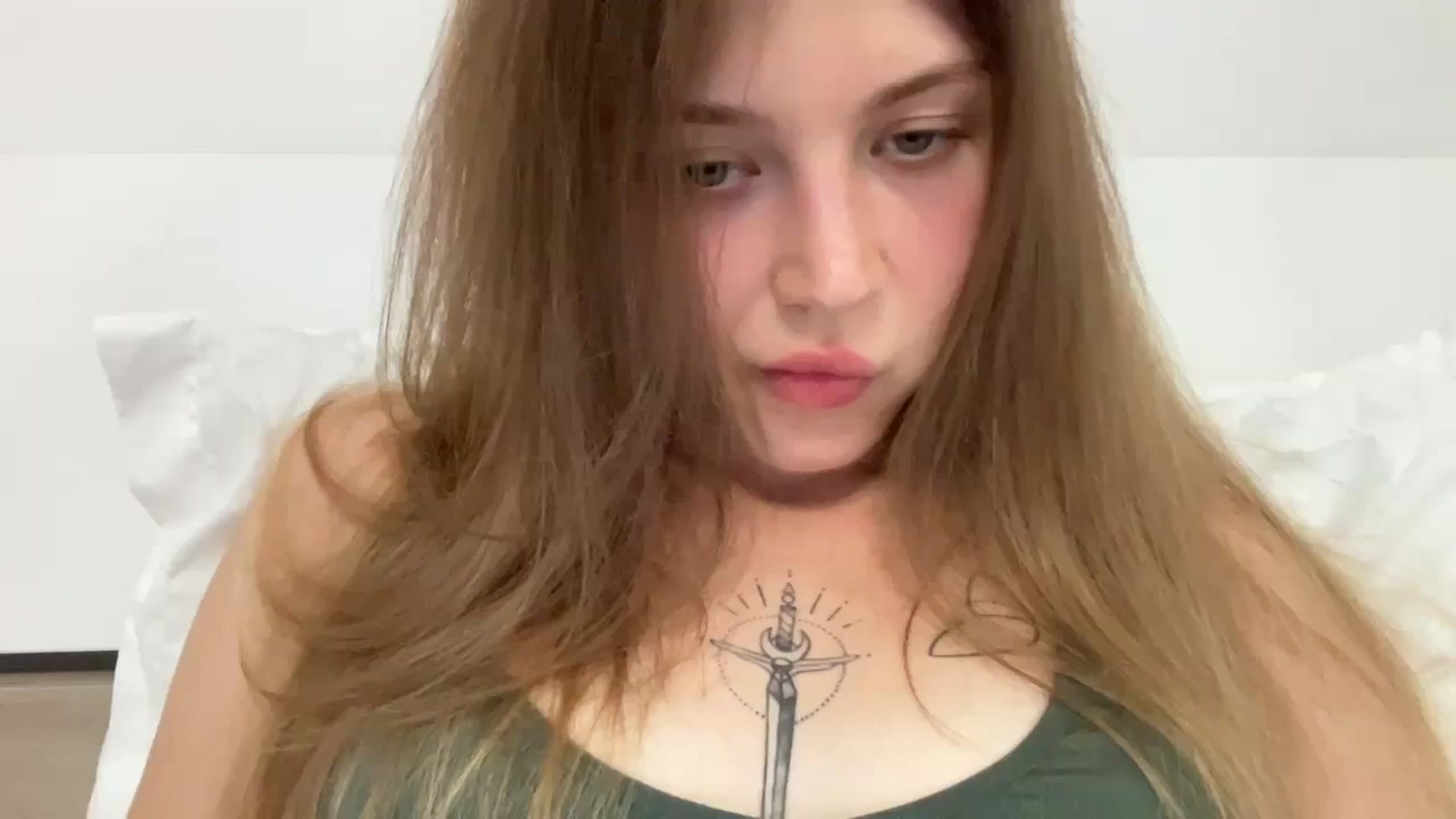 Gallery image thumbnail from Coconut_dream's myfreecams stream on, 08/28/2024, 20:09 image 14 of 20