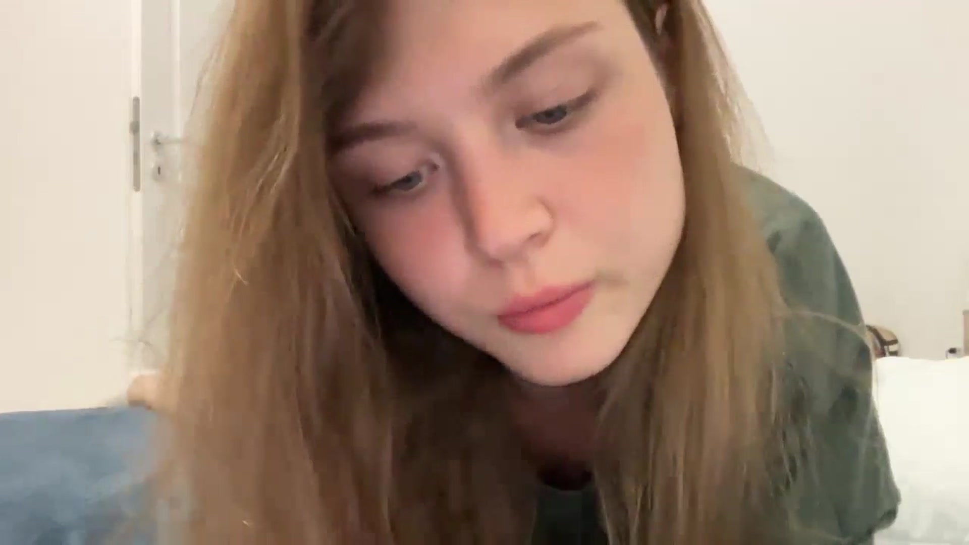 Gallery image thumbnail from Coconut_dream's myfreecams stream on, 08/31/2024, 18:18 image 9 of 20