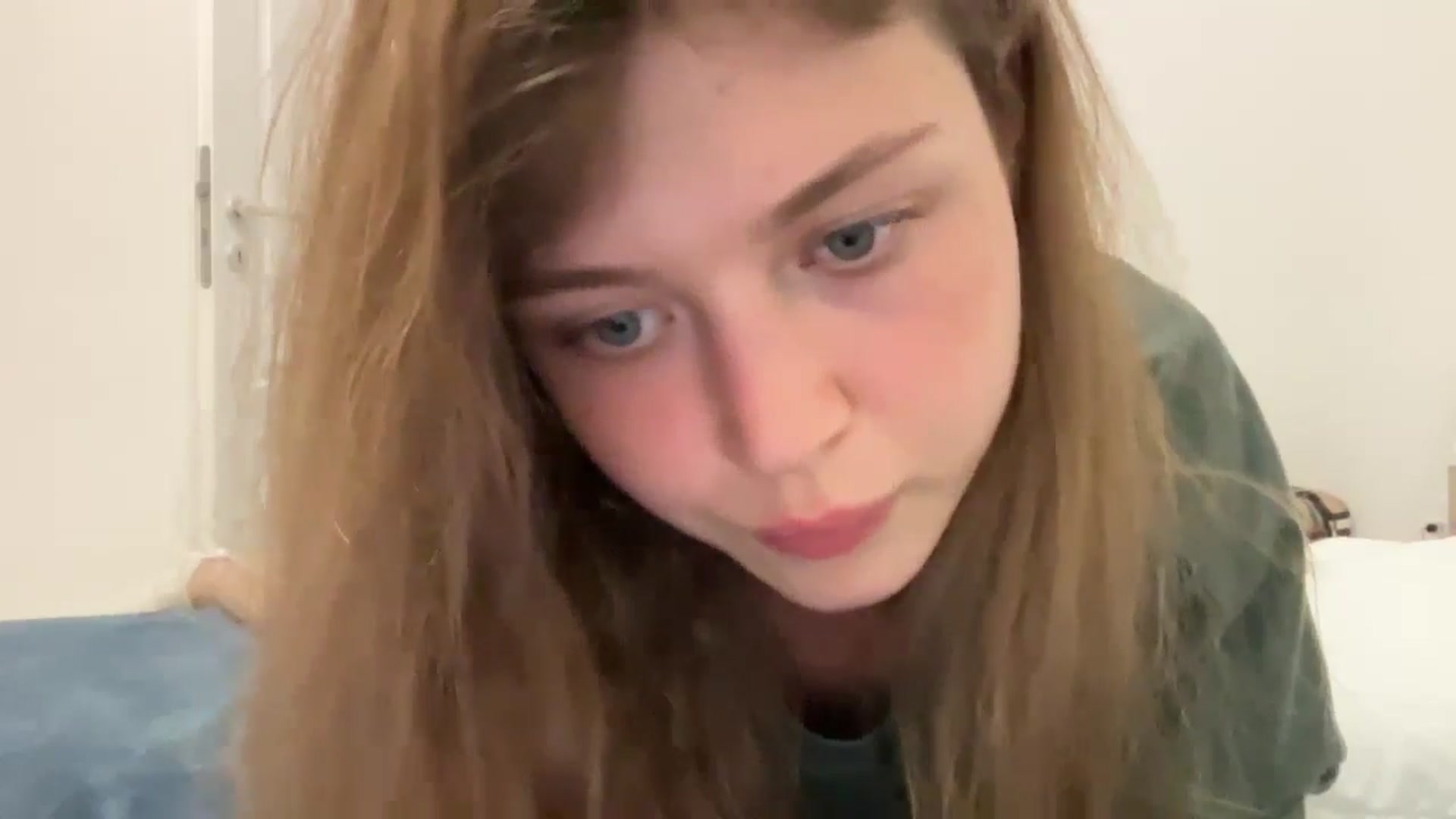 Gallery image thumbnail from Coconut_dream's myfreecams stream on, 08/31/2024, 18:18 image 7 of 20