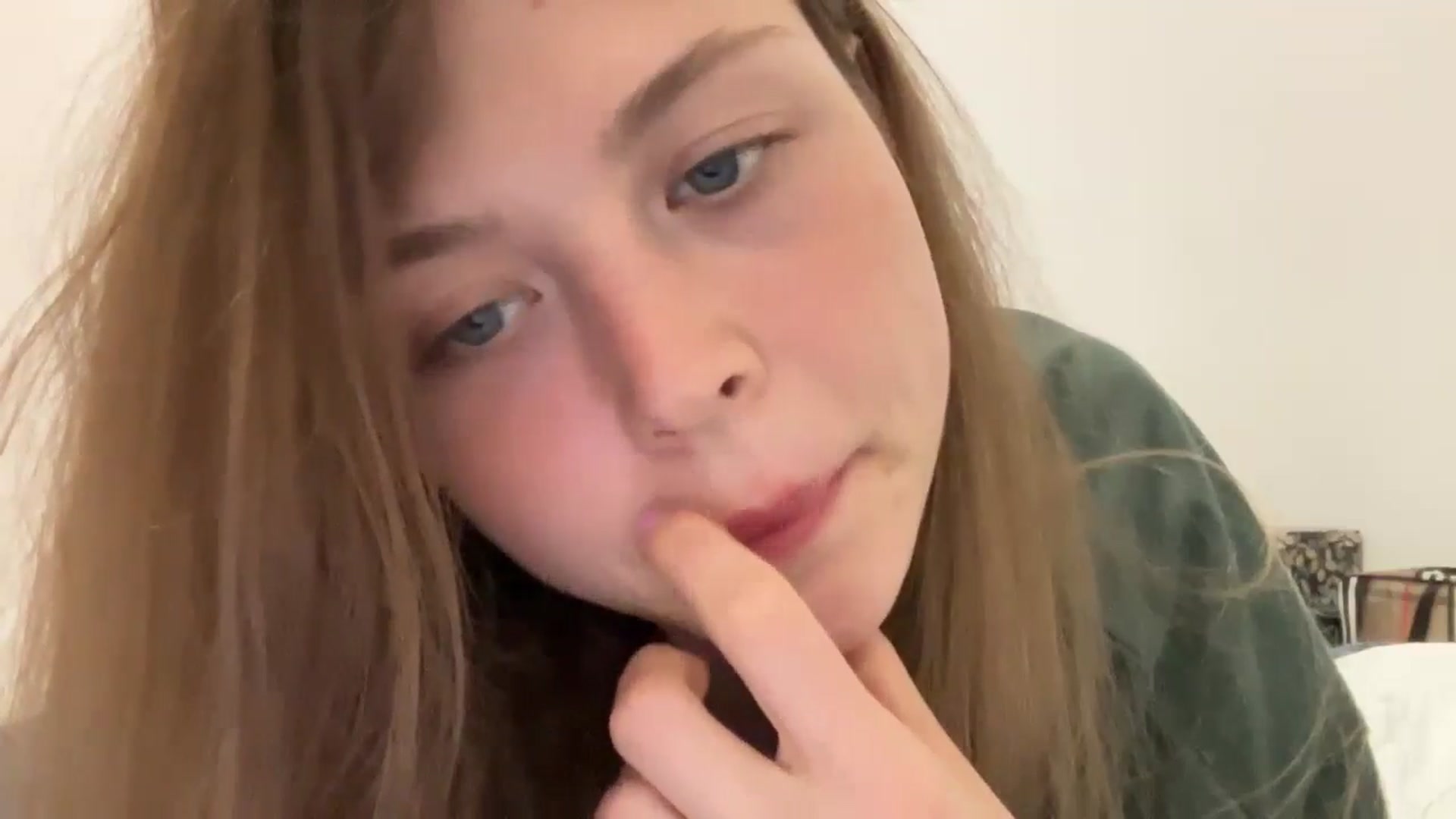 Gallery image thumbnail from Coconut_dream's myfreecams stream on, 08/31/2024, 18:18 image 3 of 20