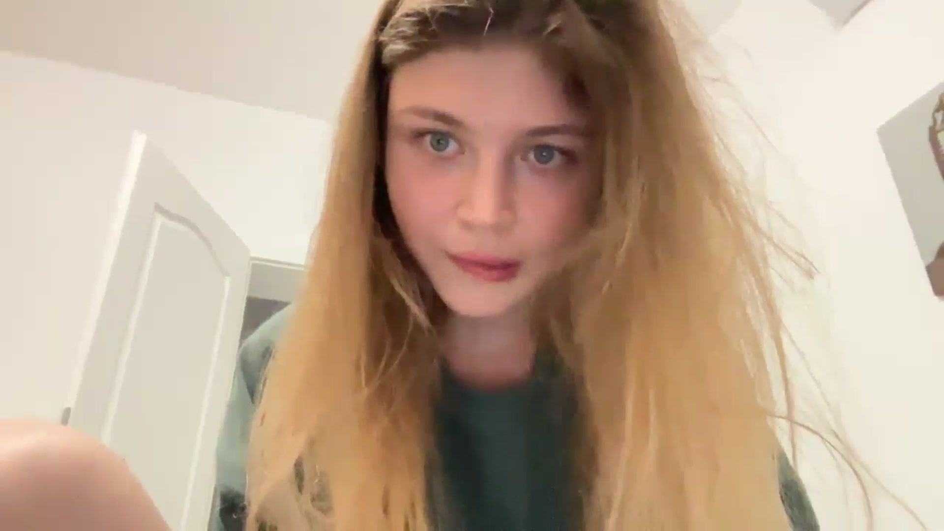 Gallery image thumbnail from Coconut_dream's myfreecams stream on, 08/31/2024, 18:39 image 20 of 20