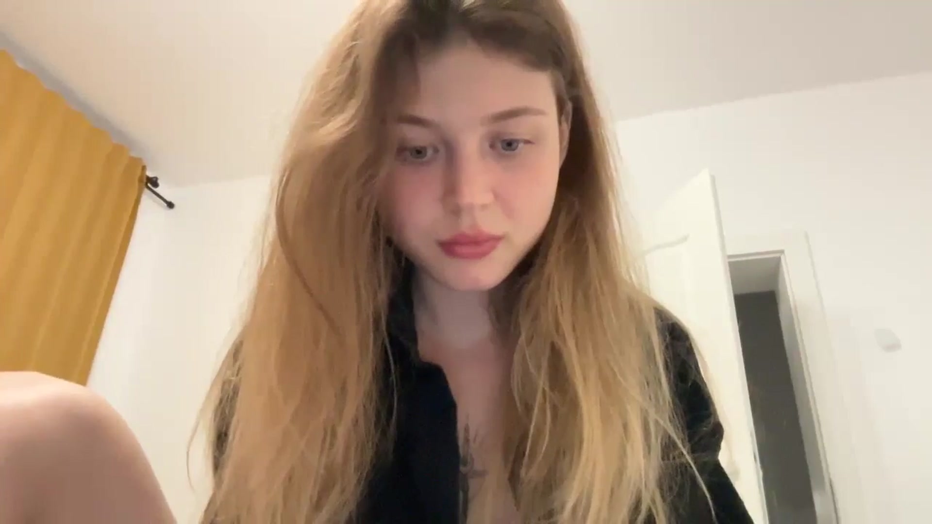 Gallery image thumbnail from Coconut_dream's myfreecams stream on, 09/02/2024, 20:37 image 14 of 20