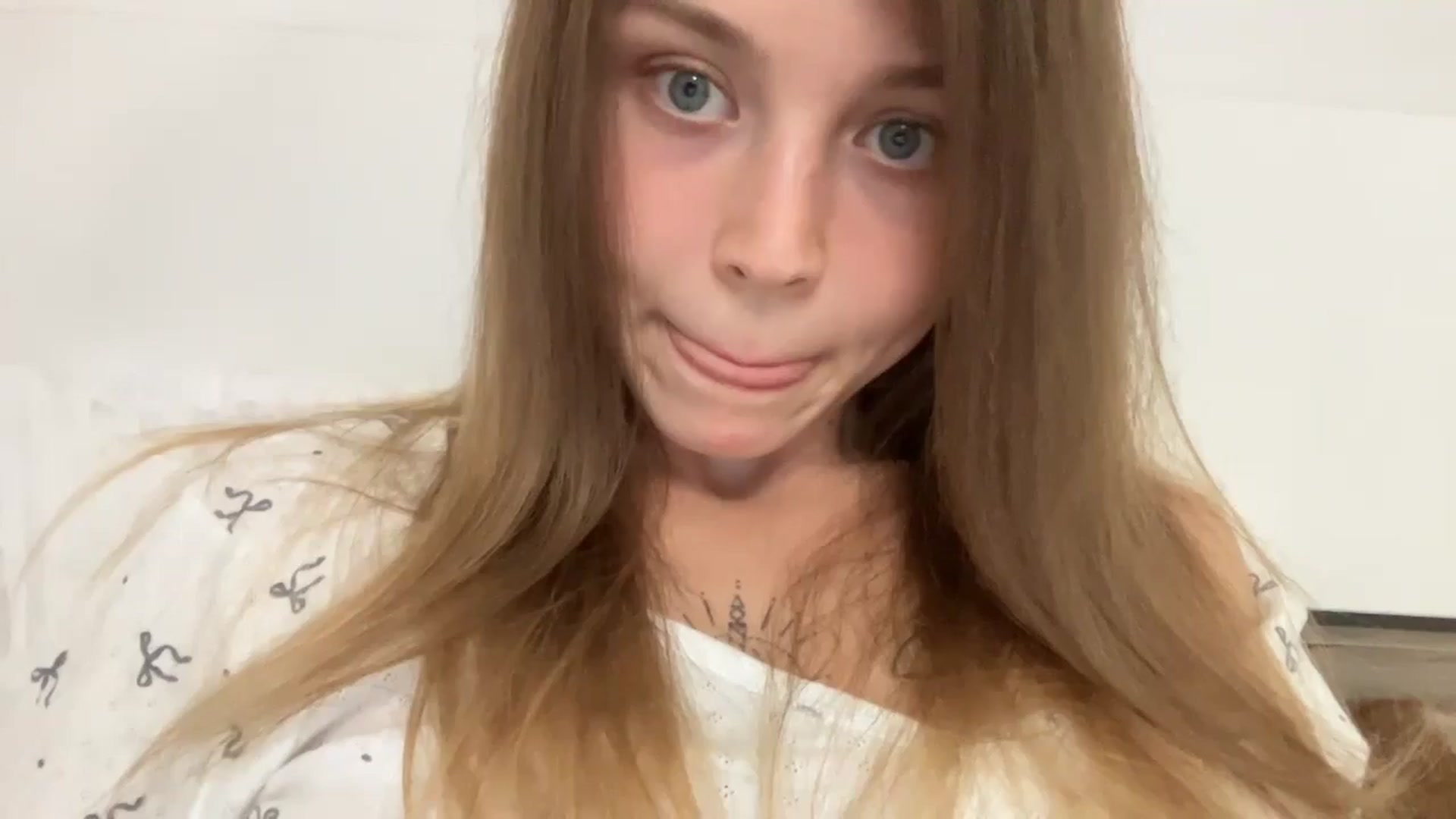Gallery image thumbnail from Coconut_dream's myfreecams stream on, 09/03/2024, 20:39 image 1 of 20