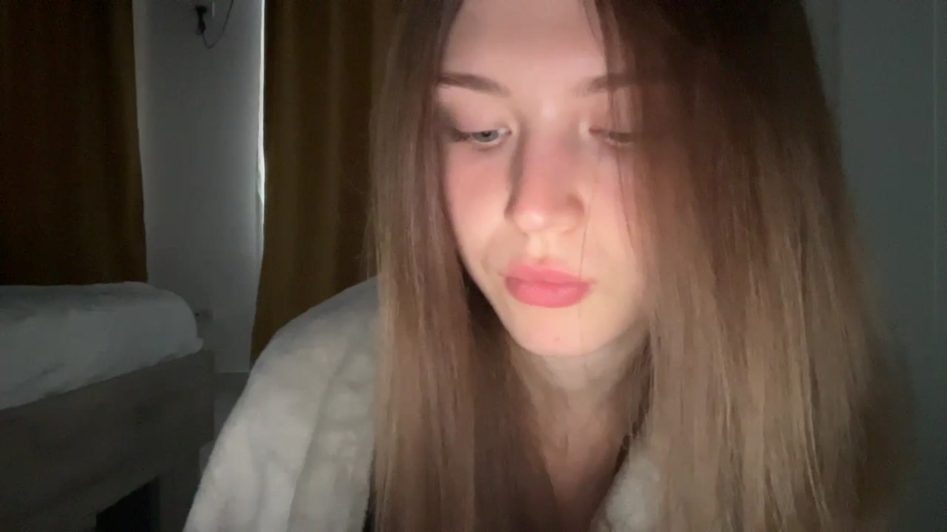 Gallery image thumbnail from Coconut_dream's myfreecams stream on, 09/06/2024, 05:56 image 6 of 20
