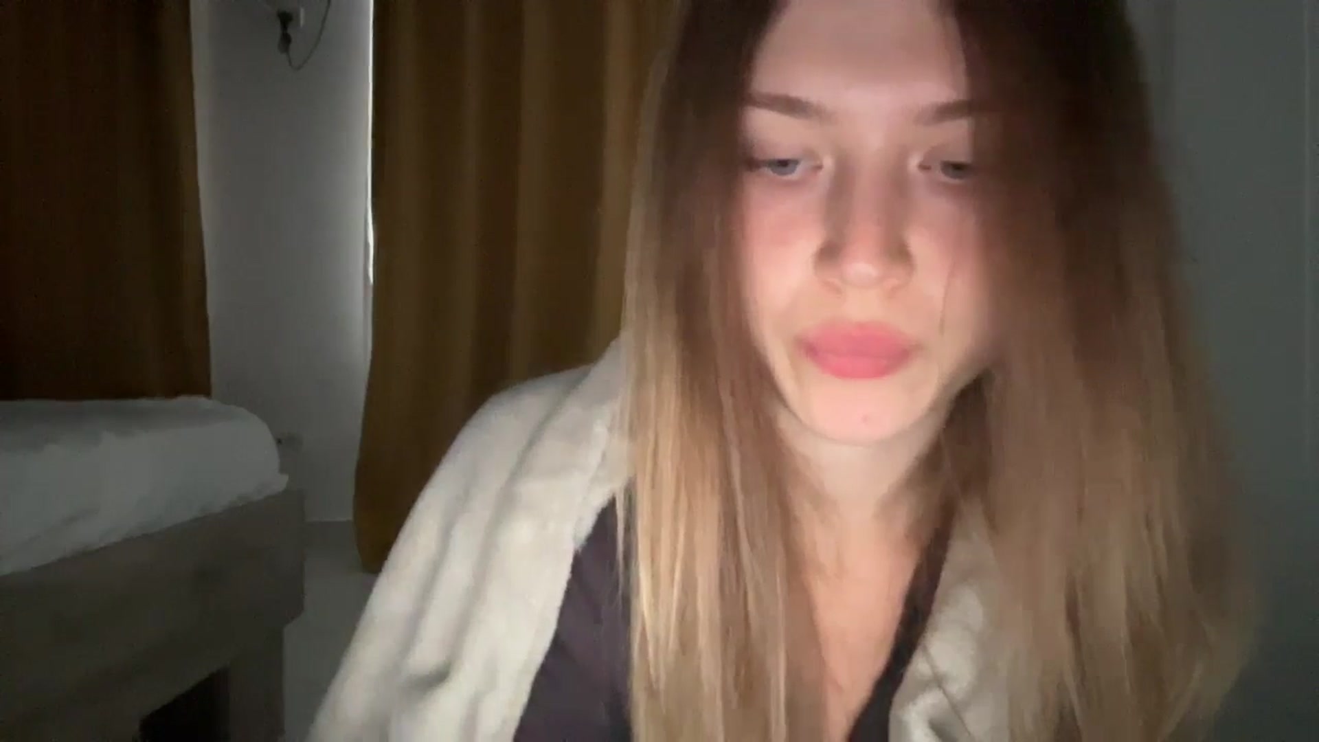 Gallery image thumbnail from Coconut_dream's myfreecams stream on, 09/06/2024, 05:56 image 9 of 20