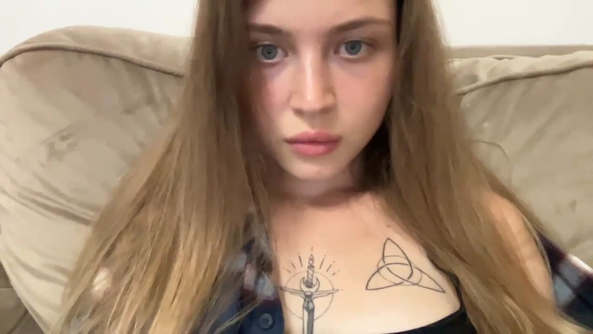 Gallery image thumbnail from Coconut_dream's myfreecams stream on, 09/06/2024, 18:07 image 8 of 20