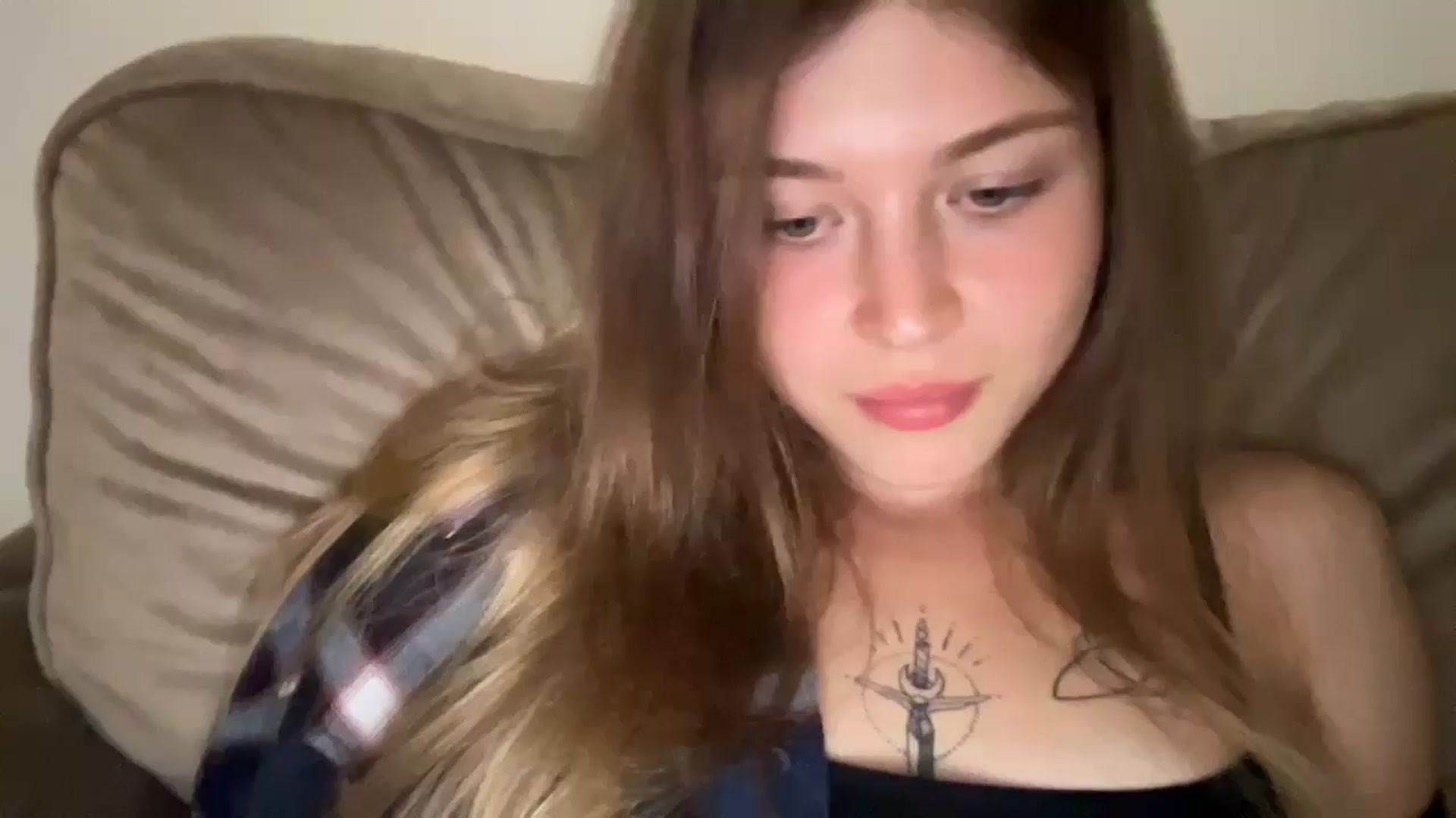 Gallery image thumbnail from Coconut_dream's myfreecams stream on, 09/06/2024, 19:12 image 2 of 20