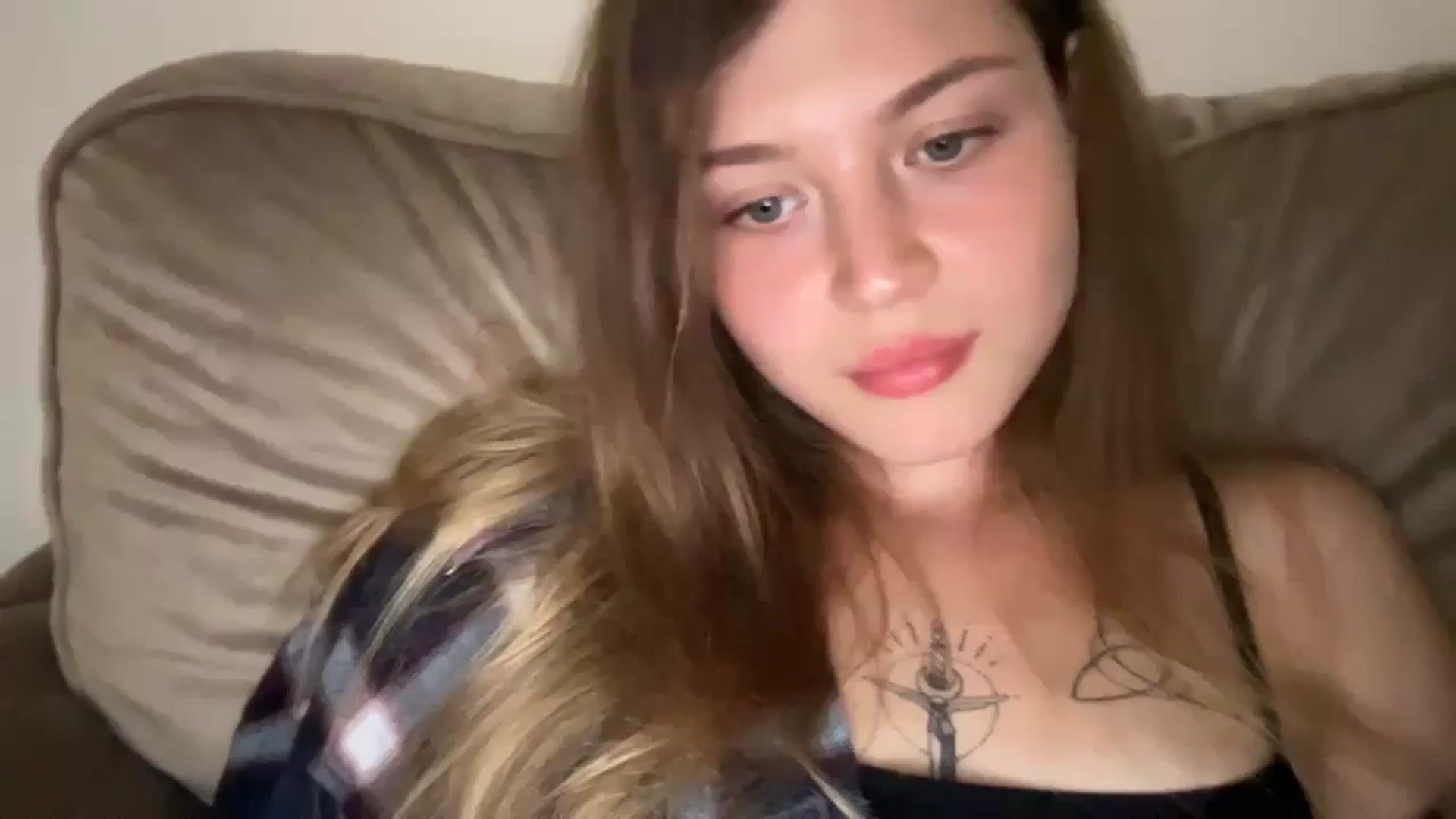 Gallery image thumbnail from Coconut_dream's myfreecams stream on, 09/06/2024, 19:12 image 6 of 20