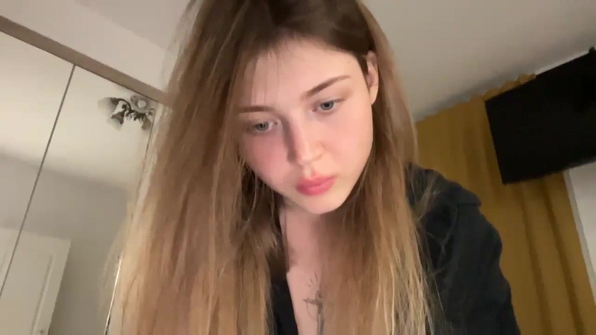 Gallery image thumbnail from Coconut_dream's myfreecams stream on, 09/07/2024, 21:55 image 8 of 20