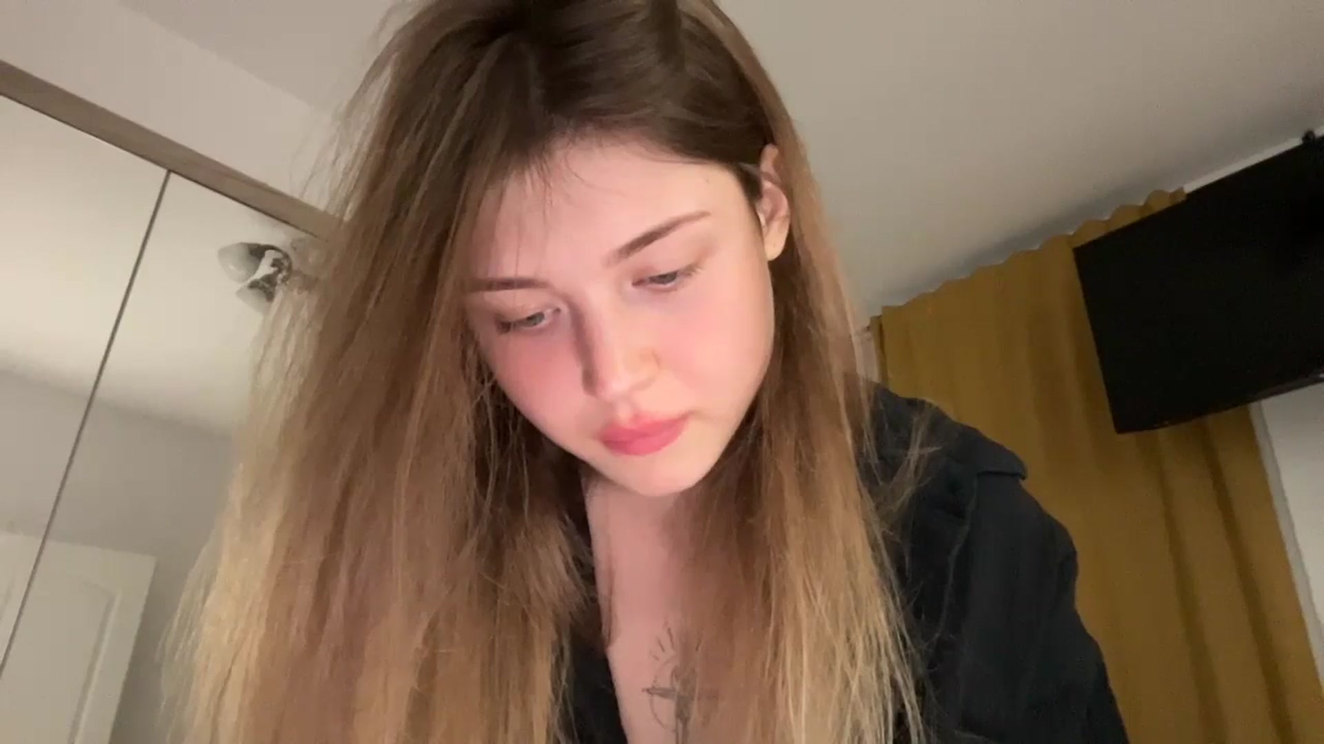 Gallery image thumbnail from Coconut_dream's myfreecams stream on, 09/07/2024, 21:55 image 9 of 20