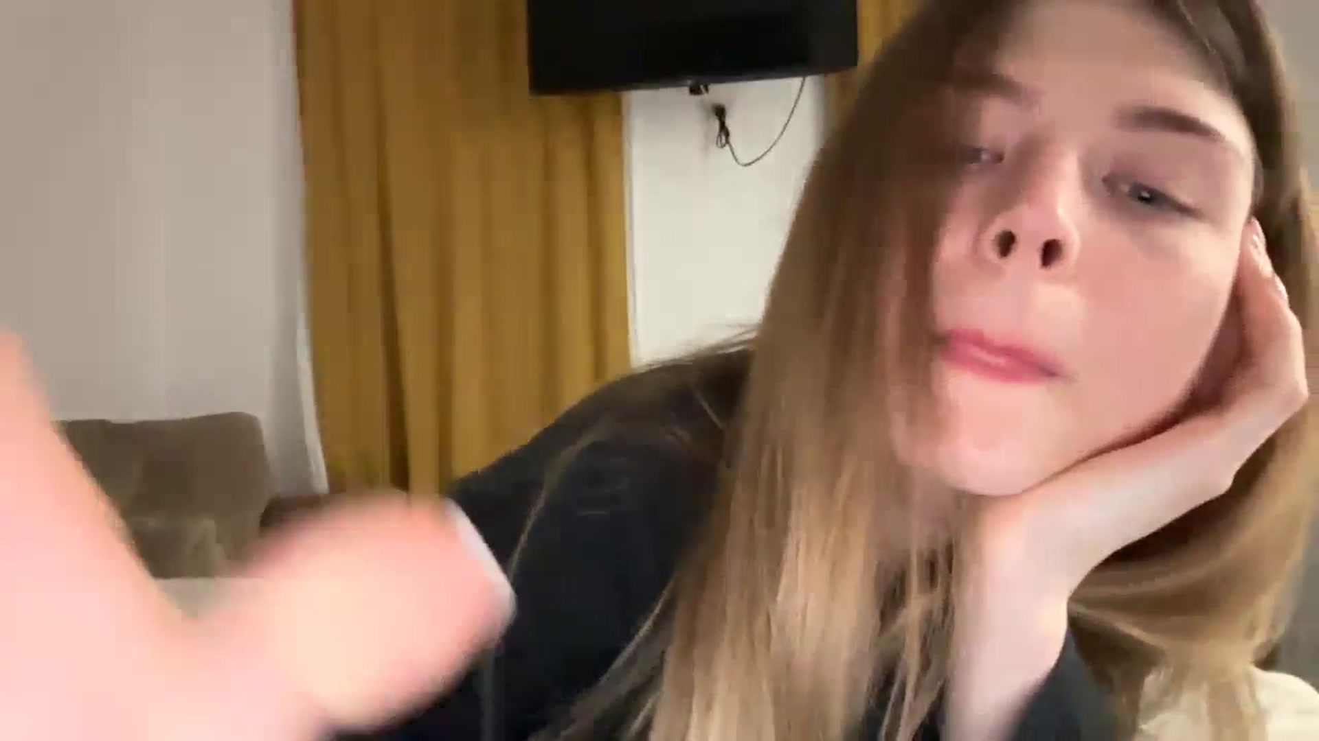 Gallery image thumbnail from Coconut_dream's myfreecams stream on, 09/07/2024, 21:55 image 19 of 20