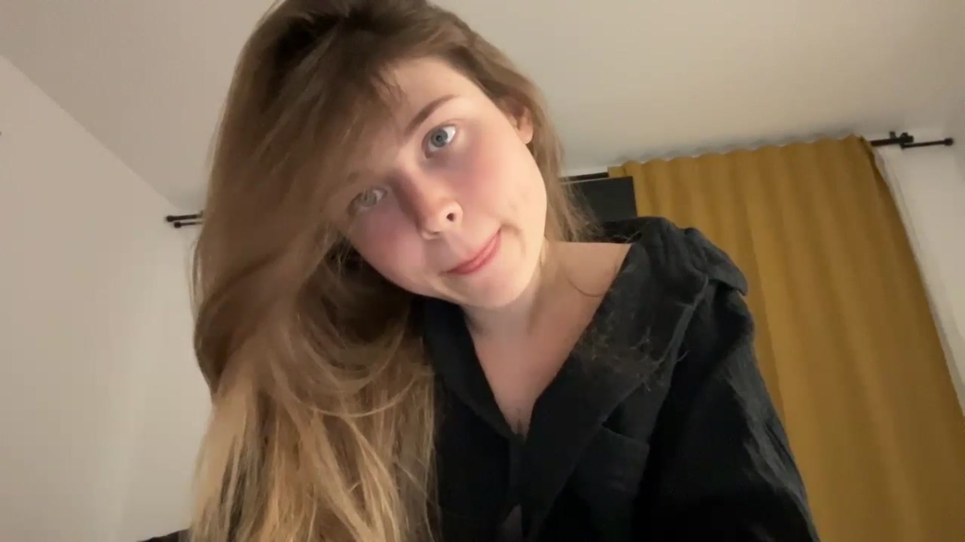 Gallery image thumbnail from Coconut_dream's myfreecams stream on, 09/07/2024, 22:38 image 12 of 20