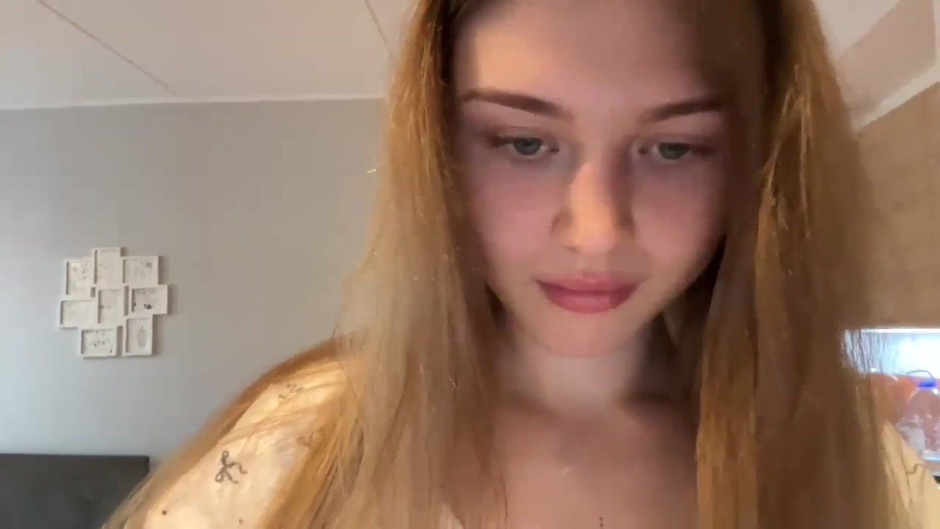 Gallery image thumbnail from Coconut_dream's myfreecams stream on, 09/11/2024, 06:42 image 13 of 20