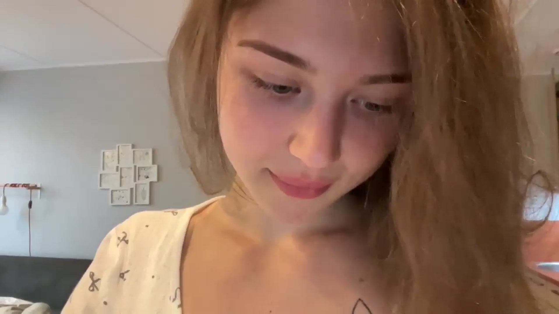 Gallery image thumbnail from Coconut_dream's myfreecams stream on, 09/11/2024, 06:42 image 10 of 20