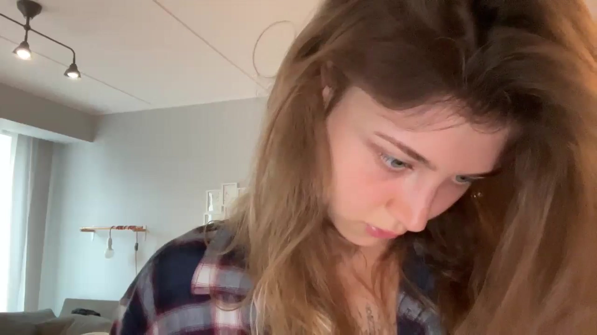 Gallery image thumbnail from Coconut_dream's myfreecams stream on, 09/14/2024, 07:19 image 13 of 20