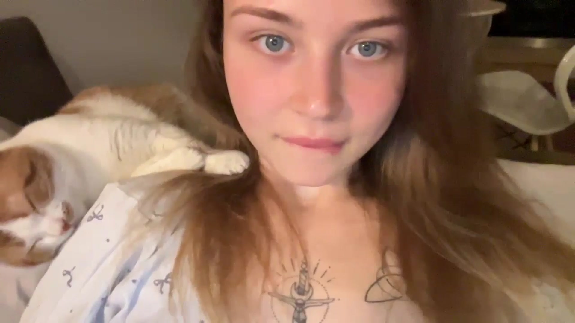 Gallery image thumbnail from Coconut_dream's myfreecams stream on, 09/17/2024, 04:21 image 2 of 20