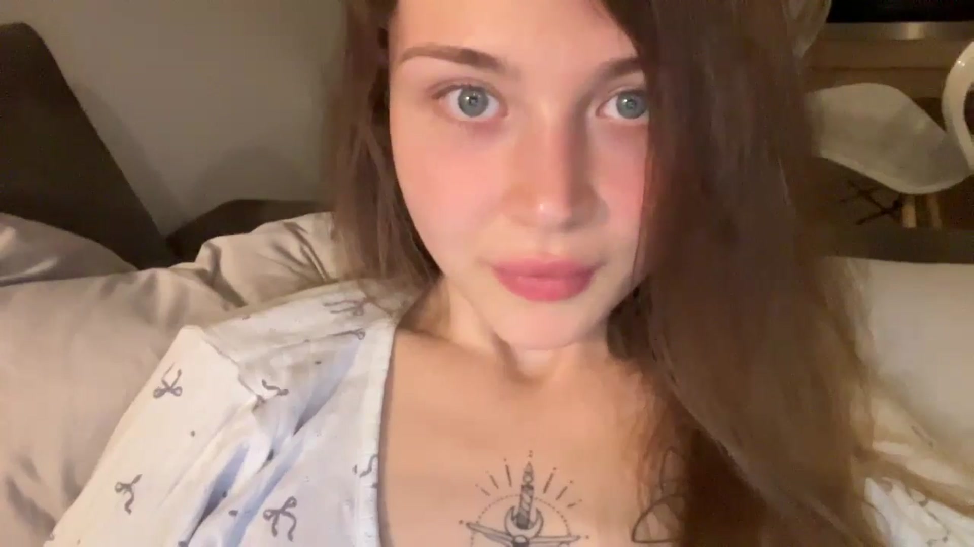 Gallery image thumbnail from Coconut_dream's myfreecams stream on, 09/17/2024, 04:21 image 15 of 20